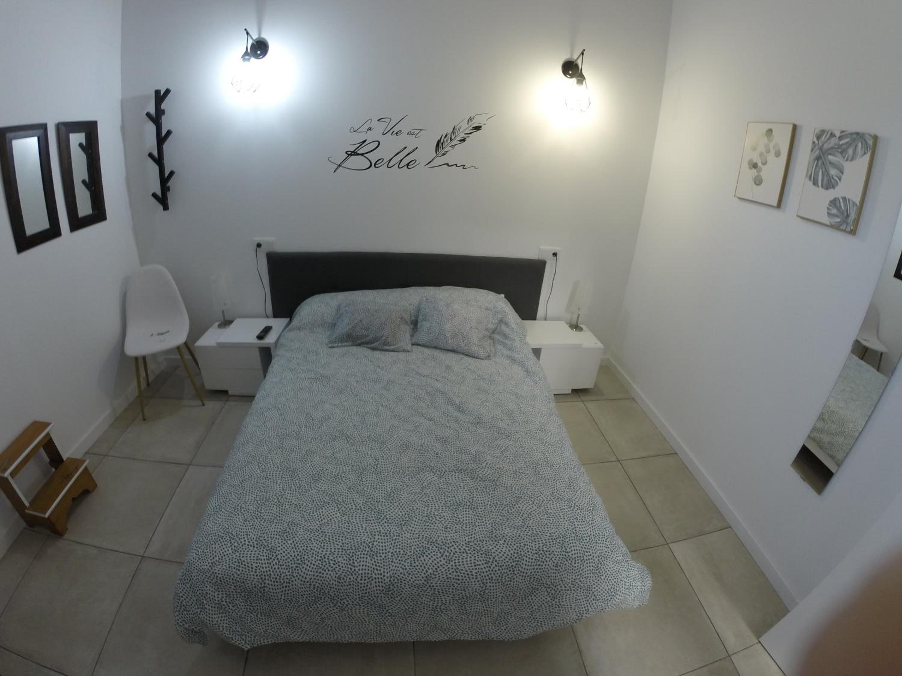 Casa de tres habitaciones