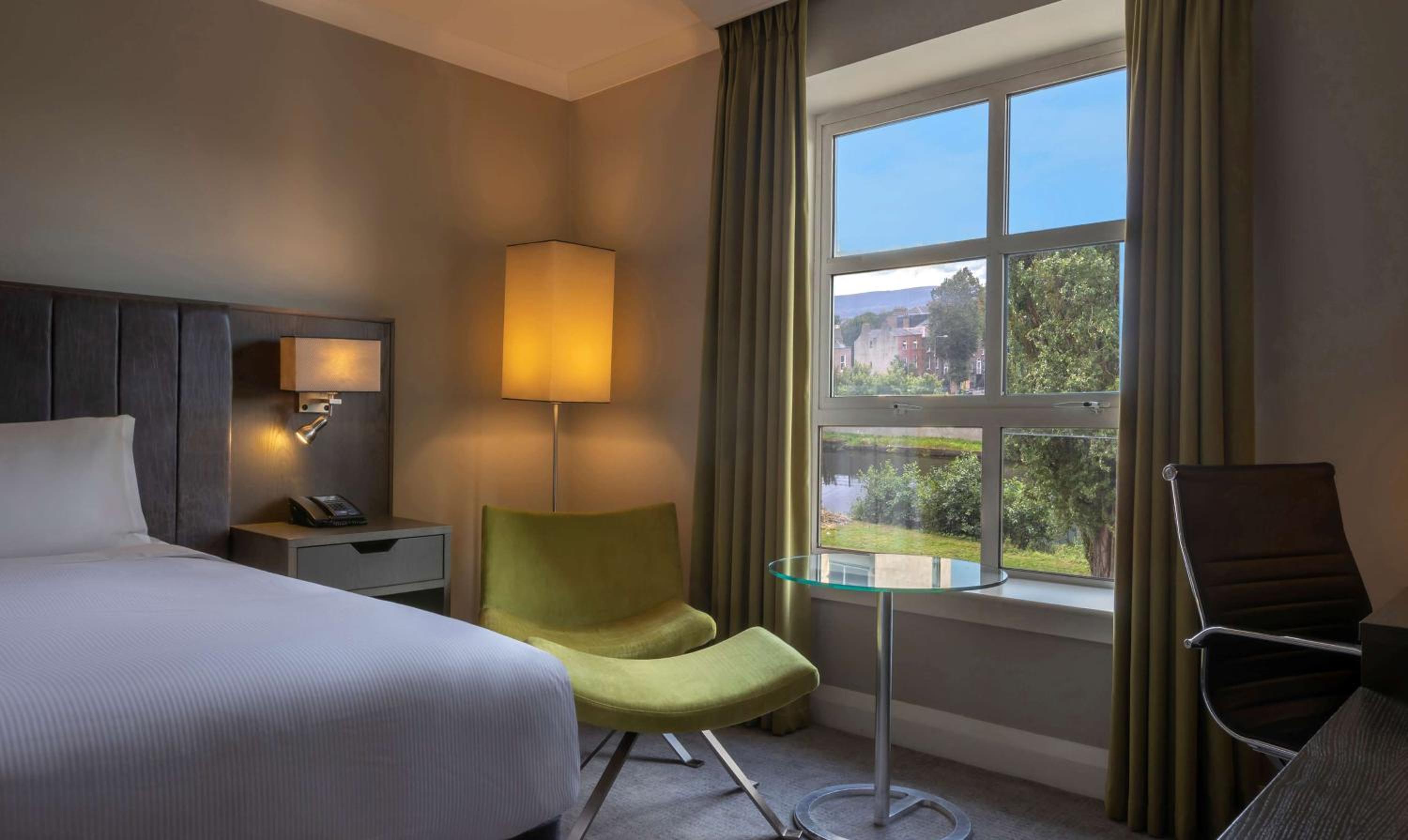 Superior Queen Room