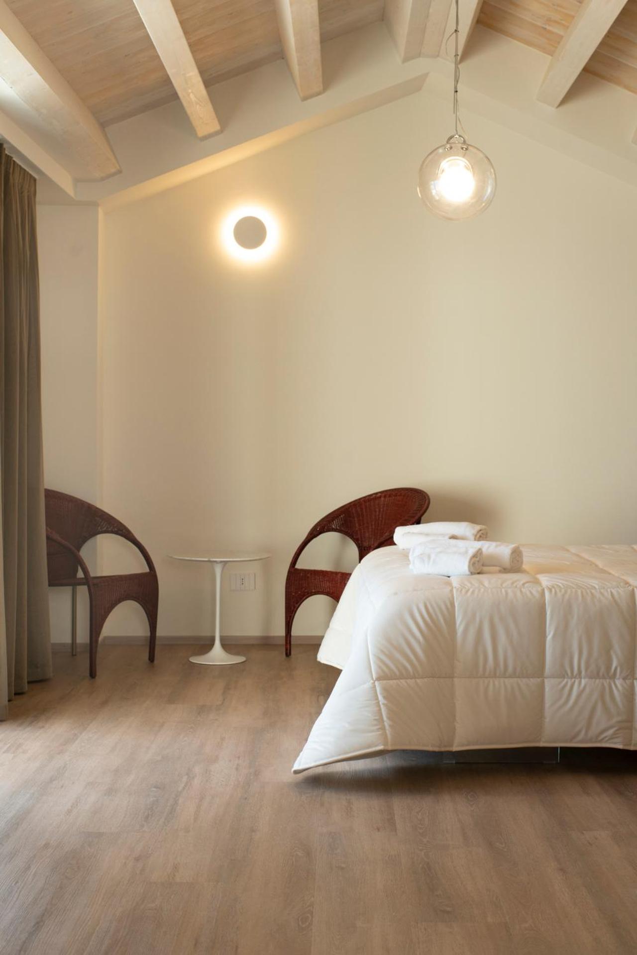 Junior Suite with Terrace - Photo 3