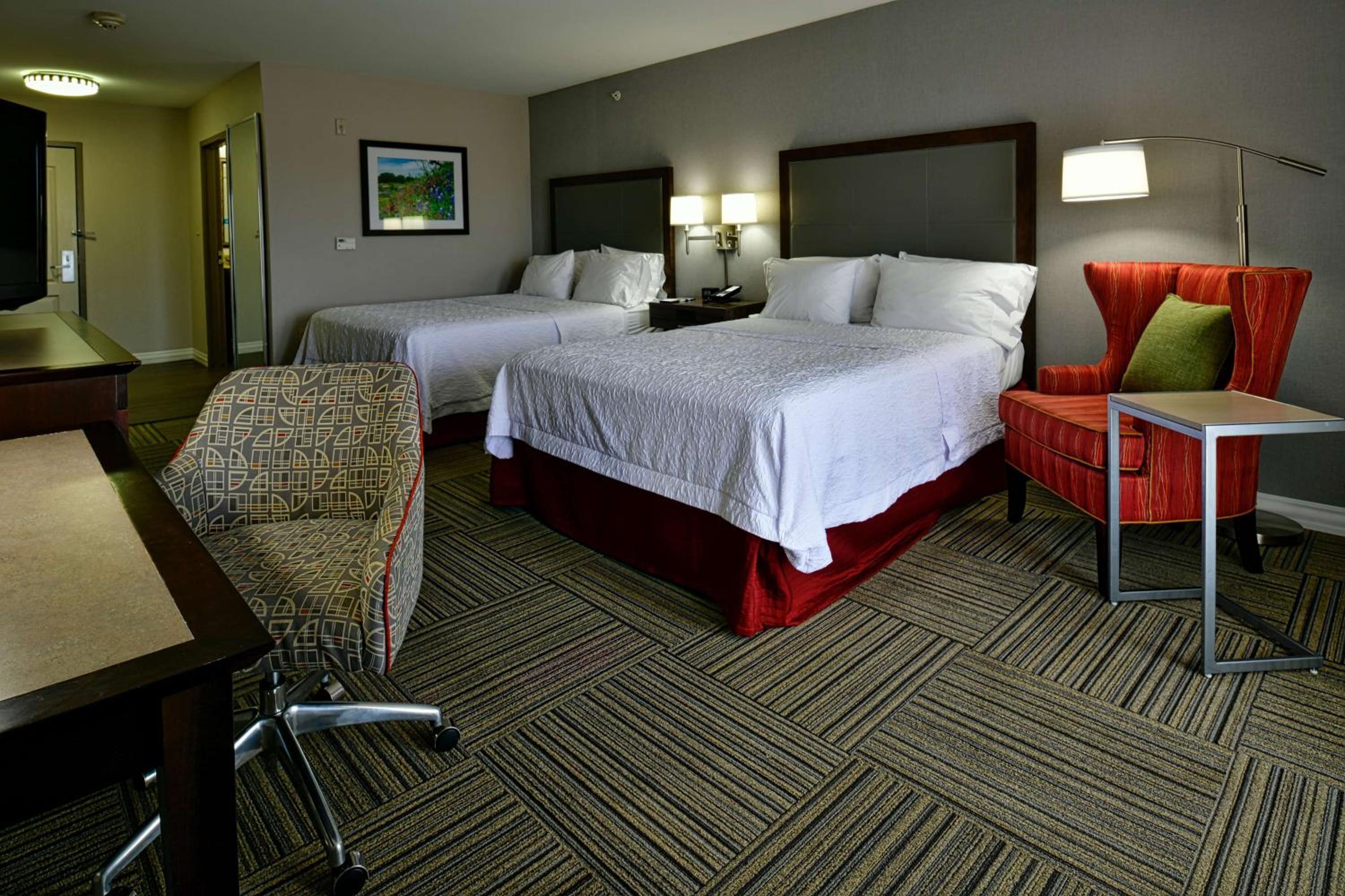 Room with Two Queen Beds - Non-Smoking - Photo 1