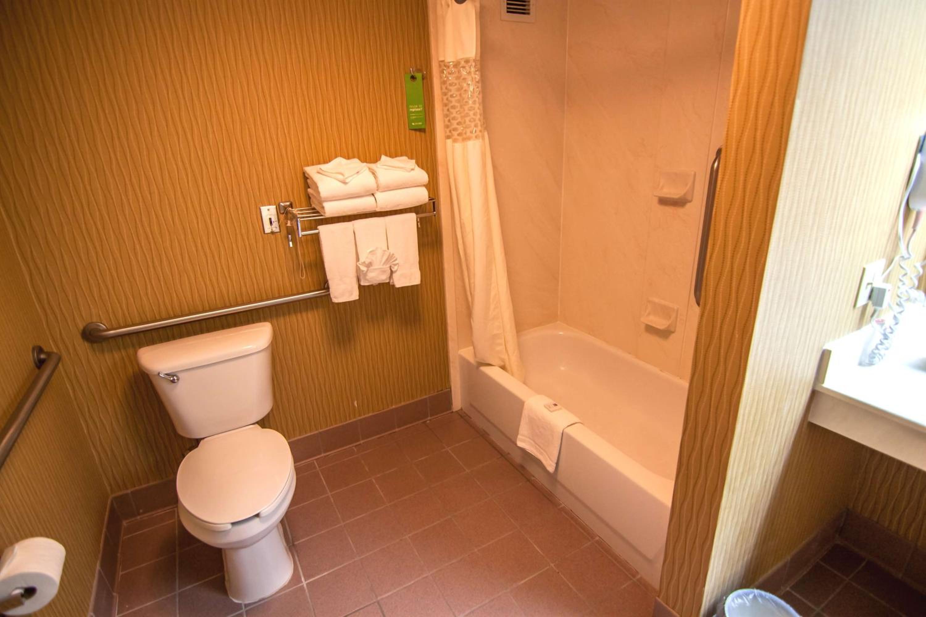 Double Room with Two Double Beds - Non-Smoking - Photo 4
