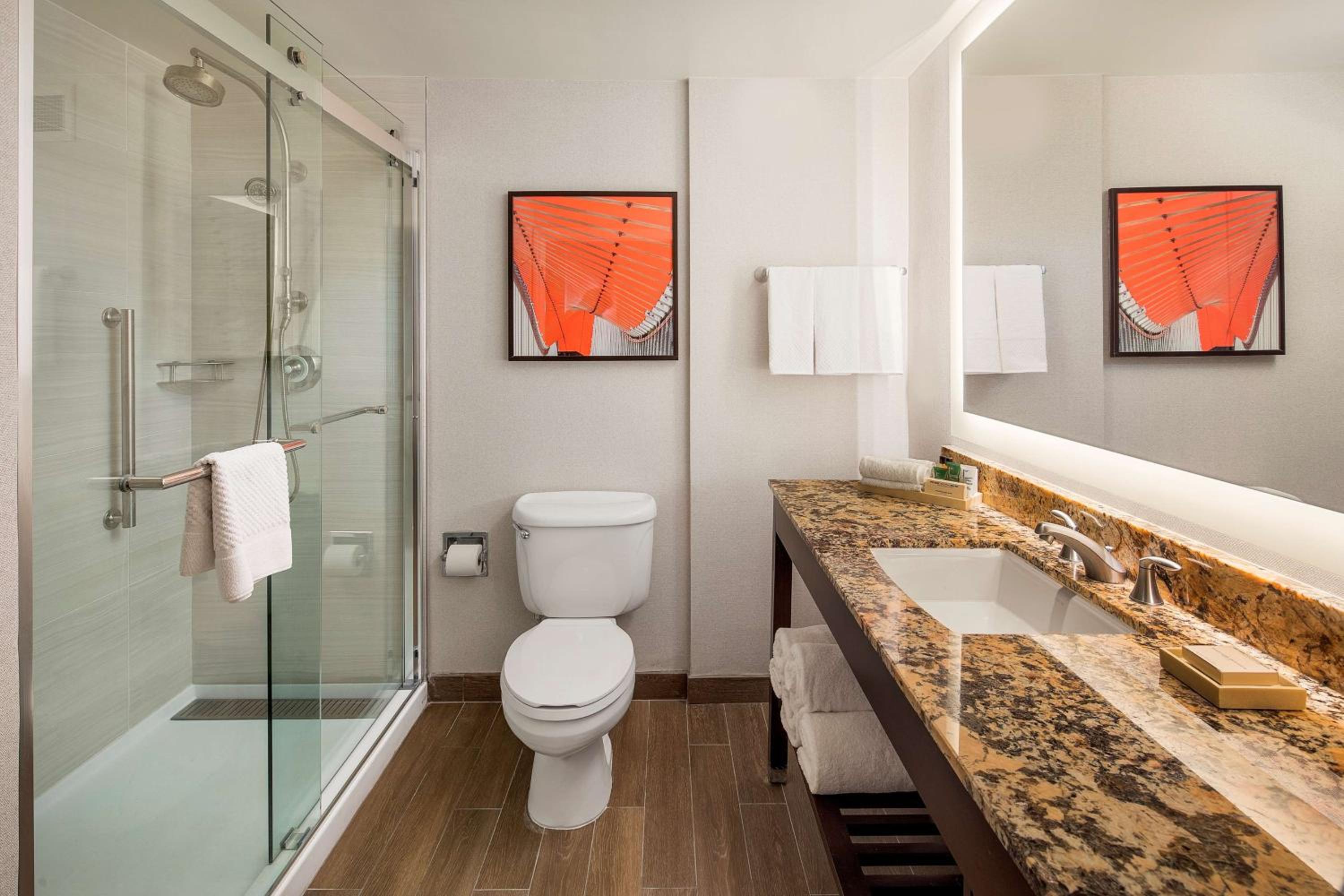 Standard King Room - Photo 2