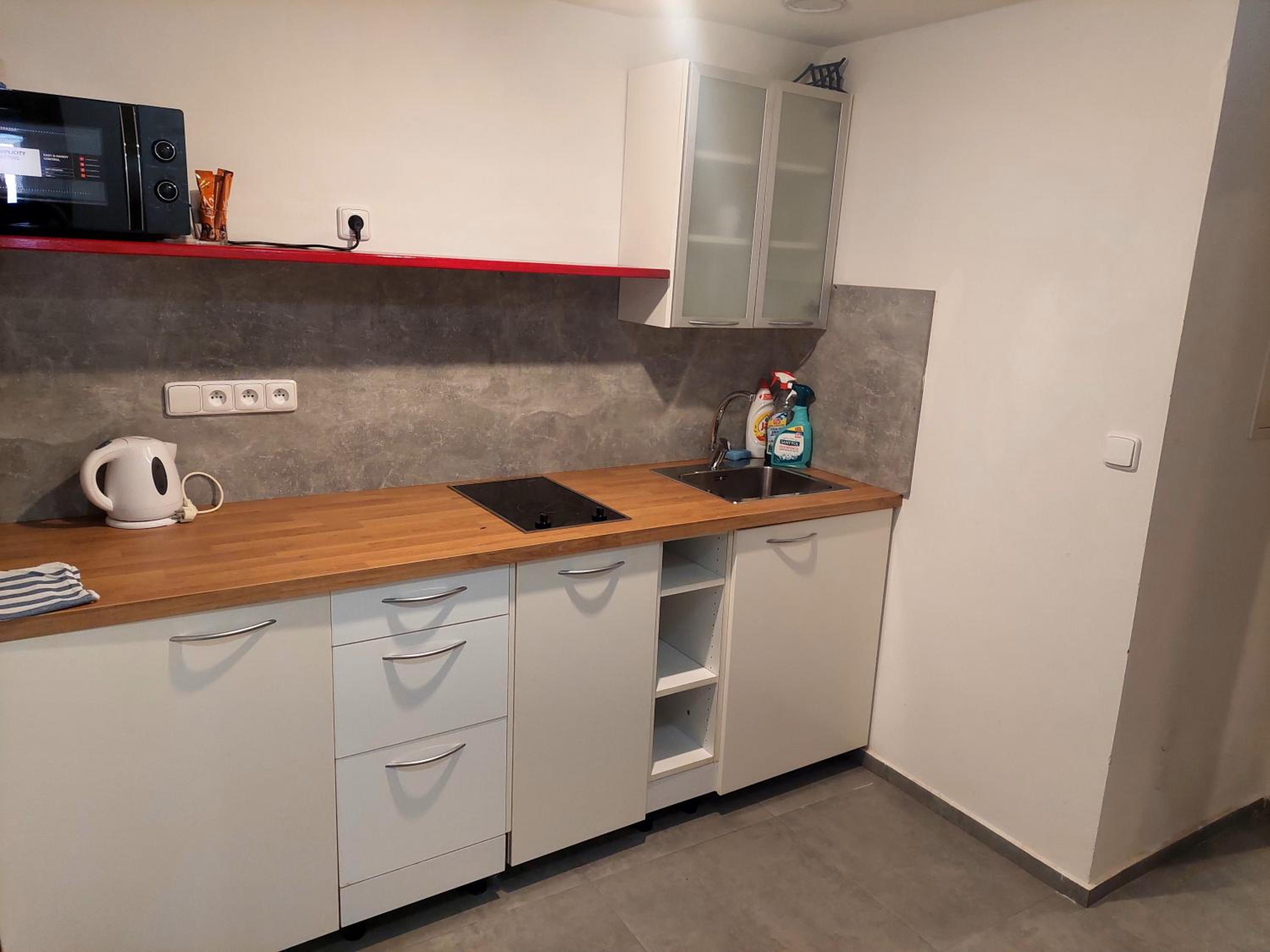 Apartment photo 3