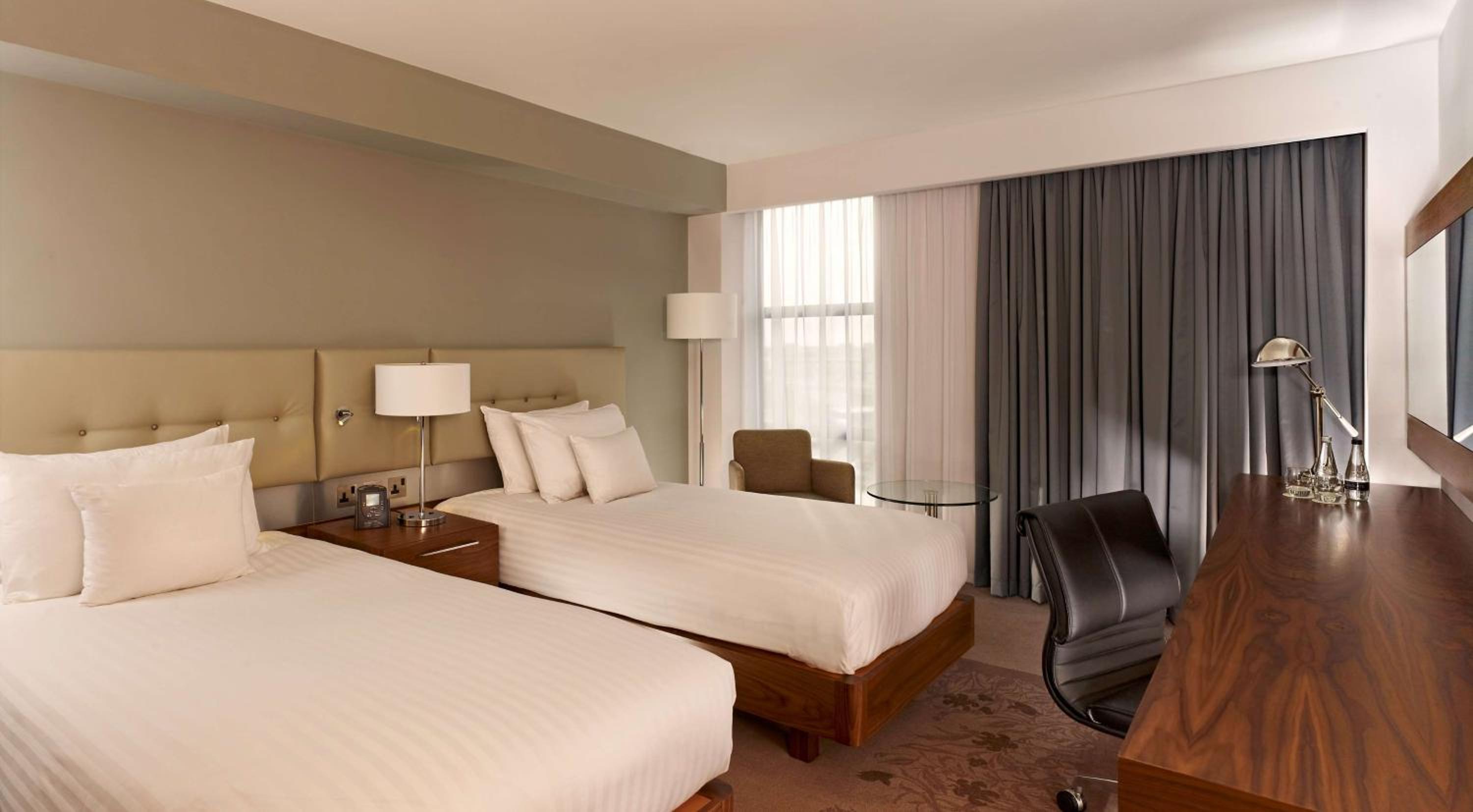 Twin Room - Photo 1