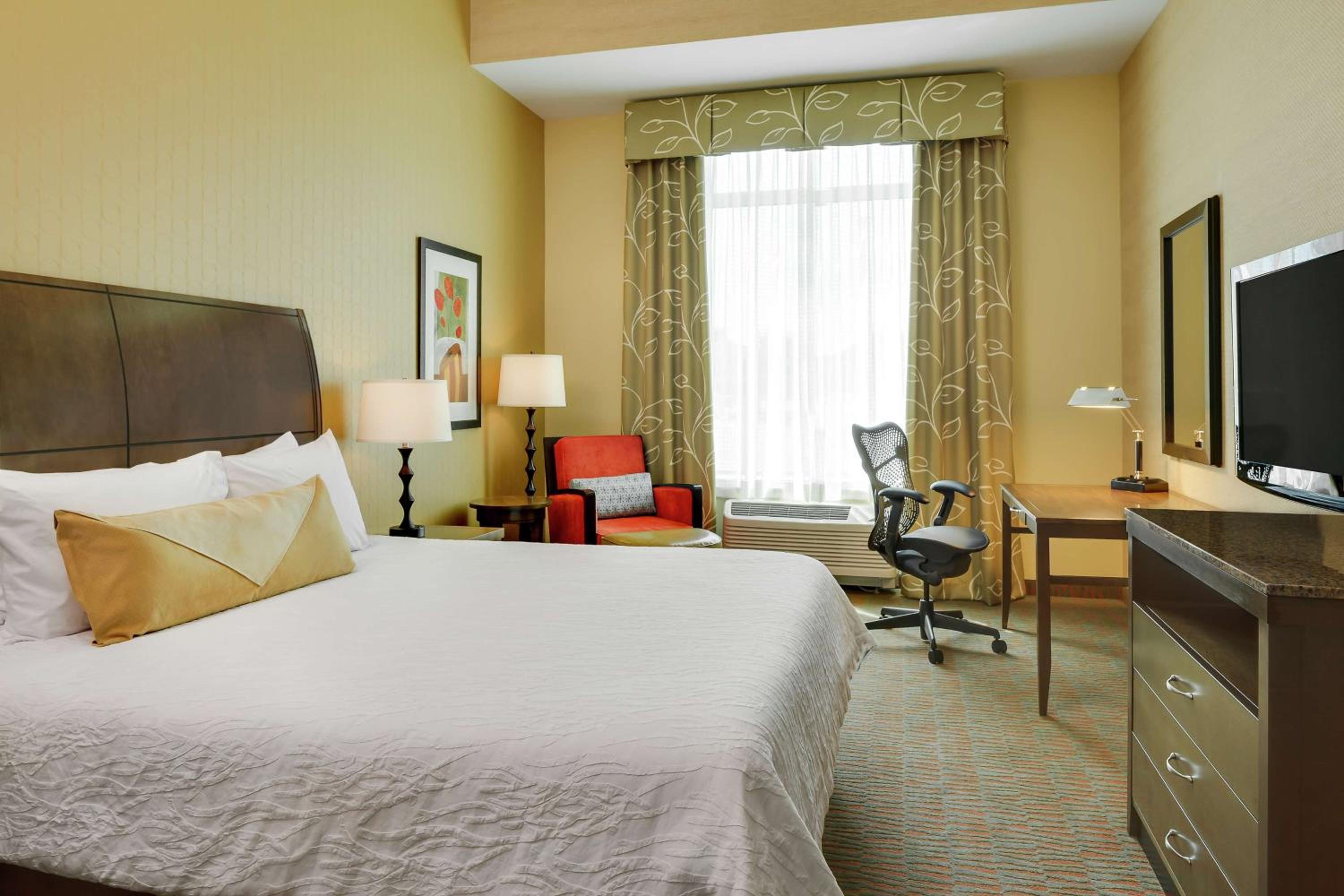 King Room - Hearing Access - Photo 7