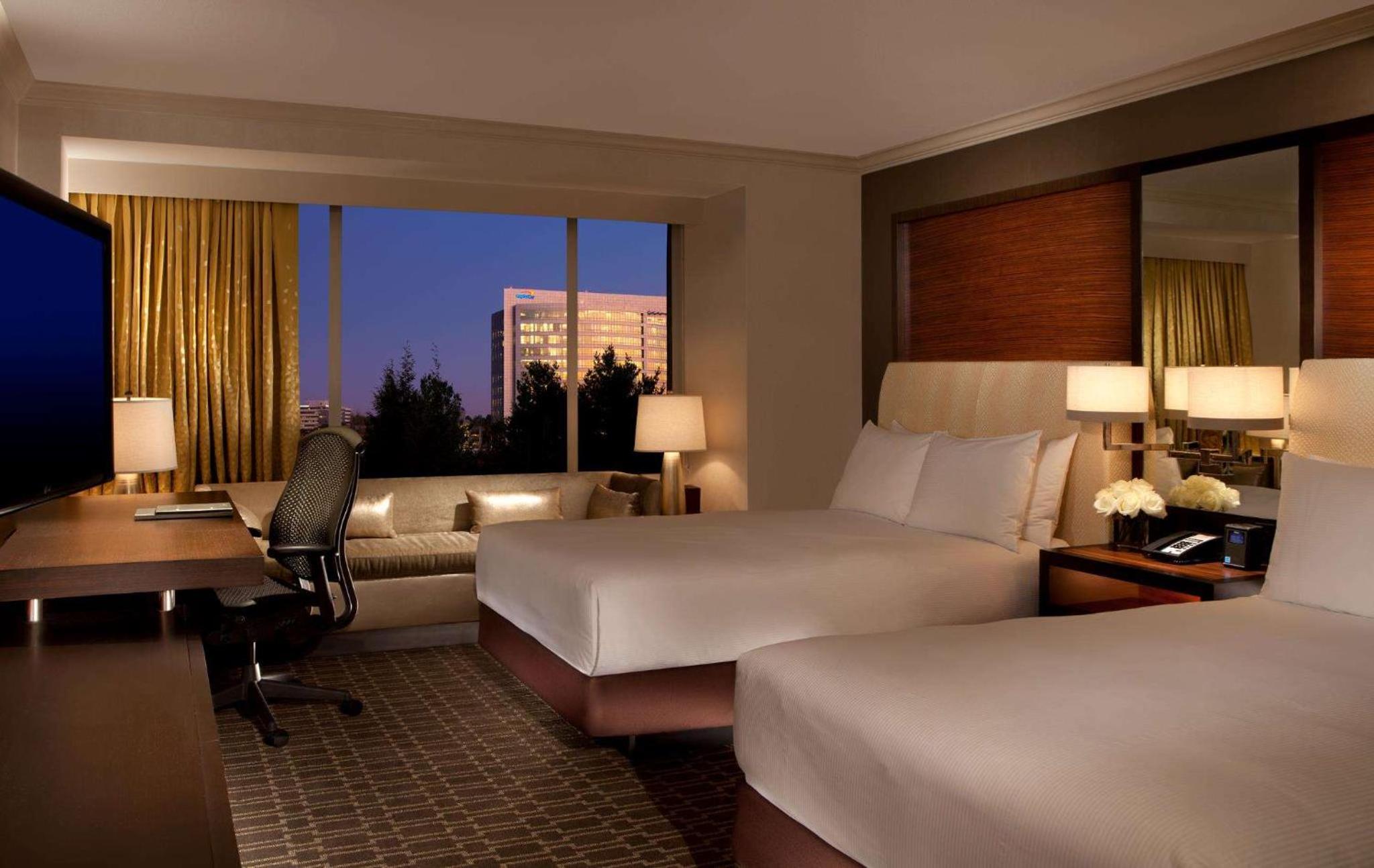 Double Room with Two Double Beds - Photo 1