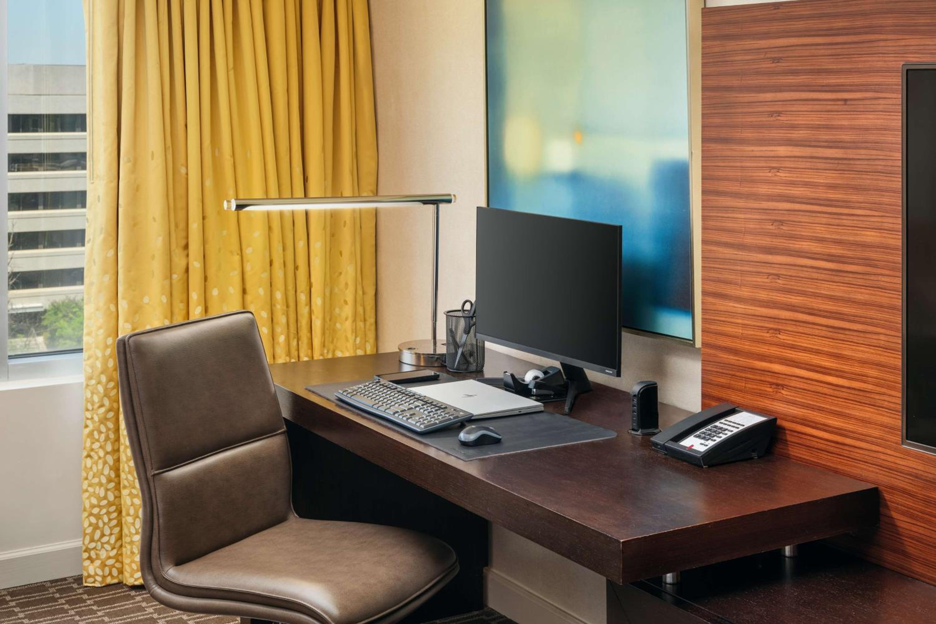 King Room with Work Room