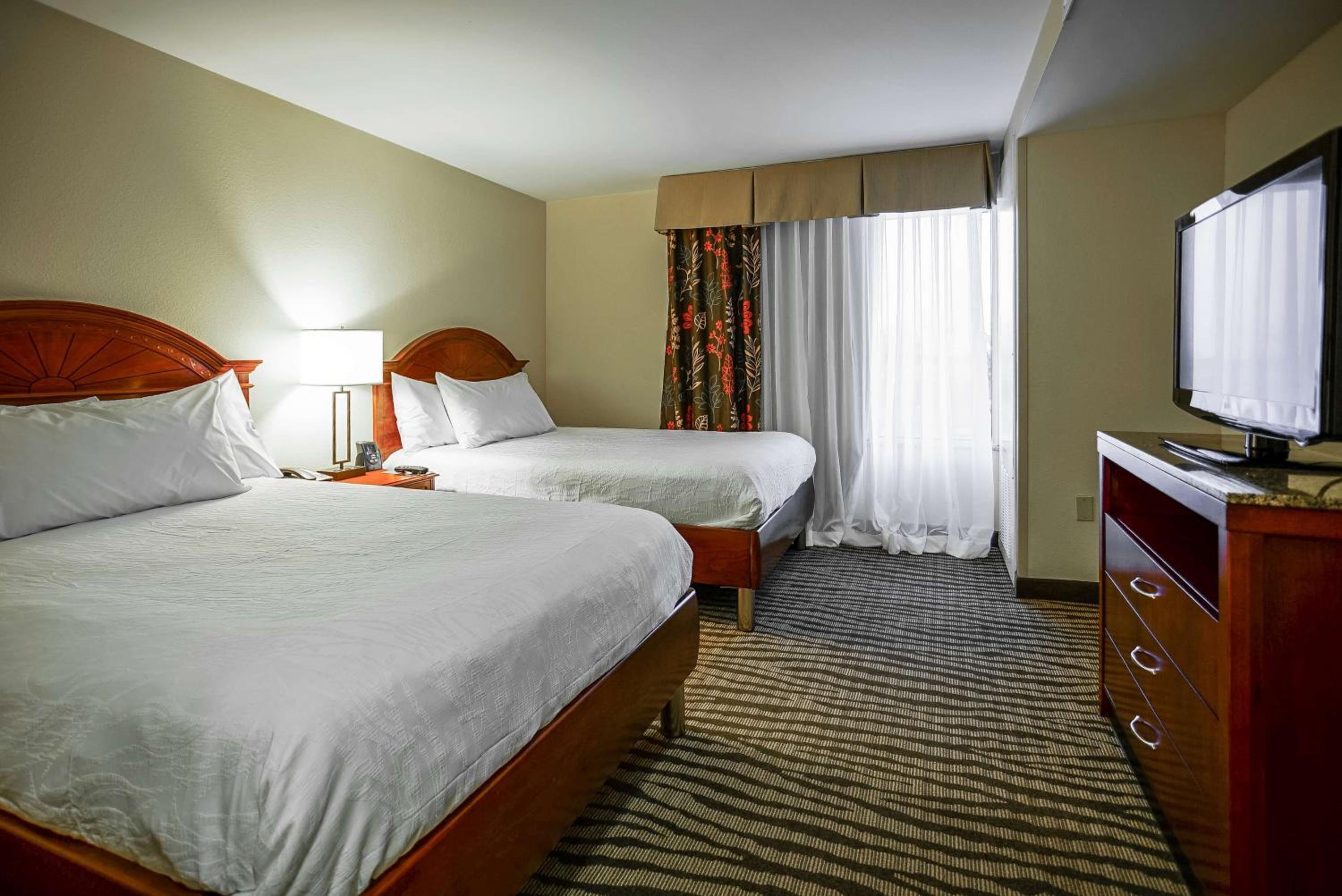 Premium Queen Room With Two Queen Beds