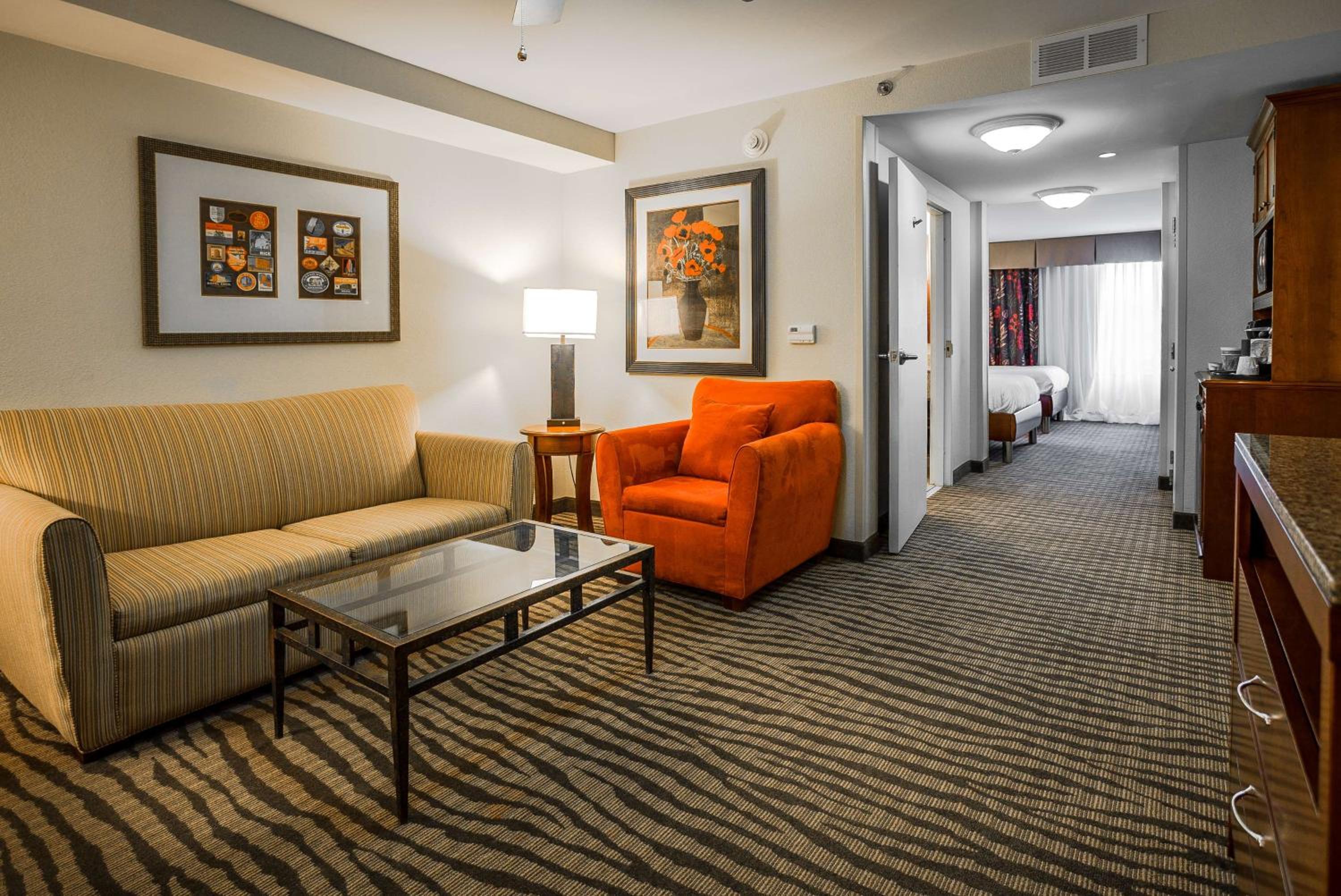Junior Suite With Two Double Beds And Sofa Bed