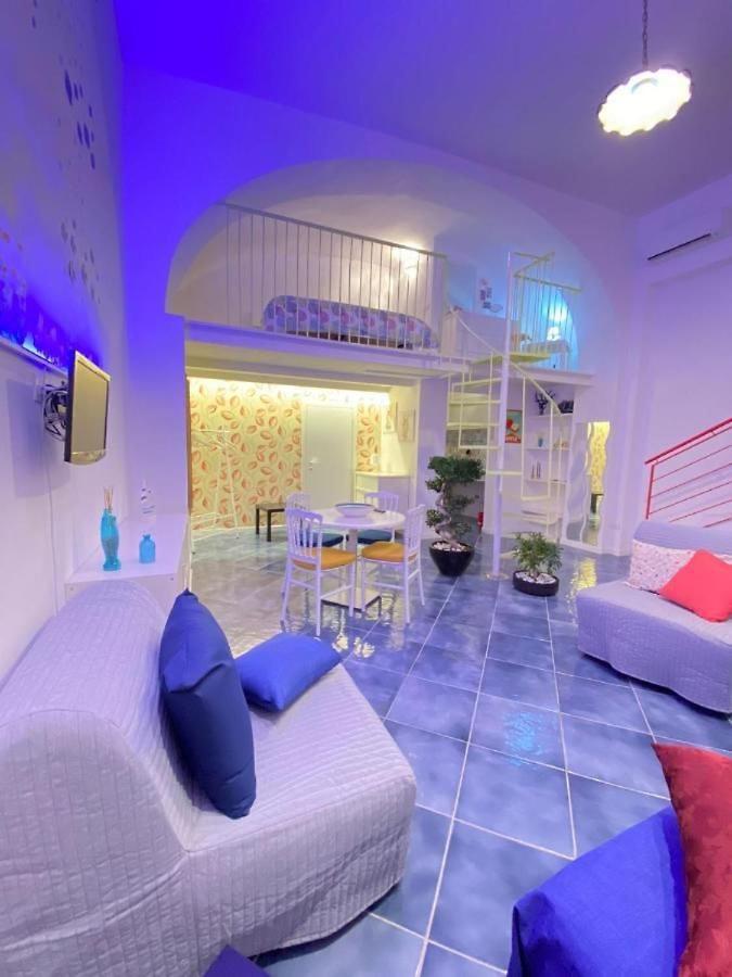 One-Bedroom Apartment - Courtyard View