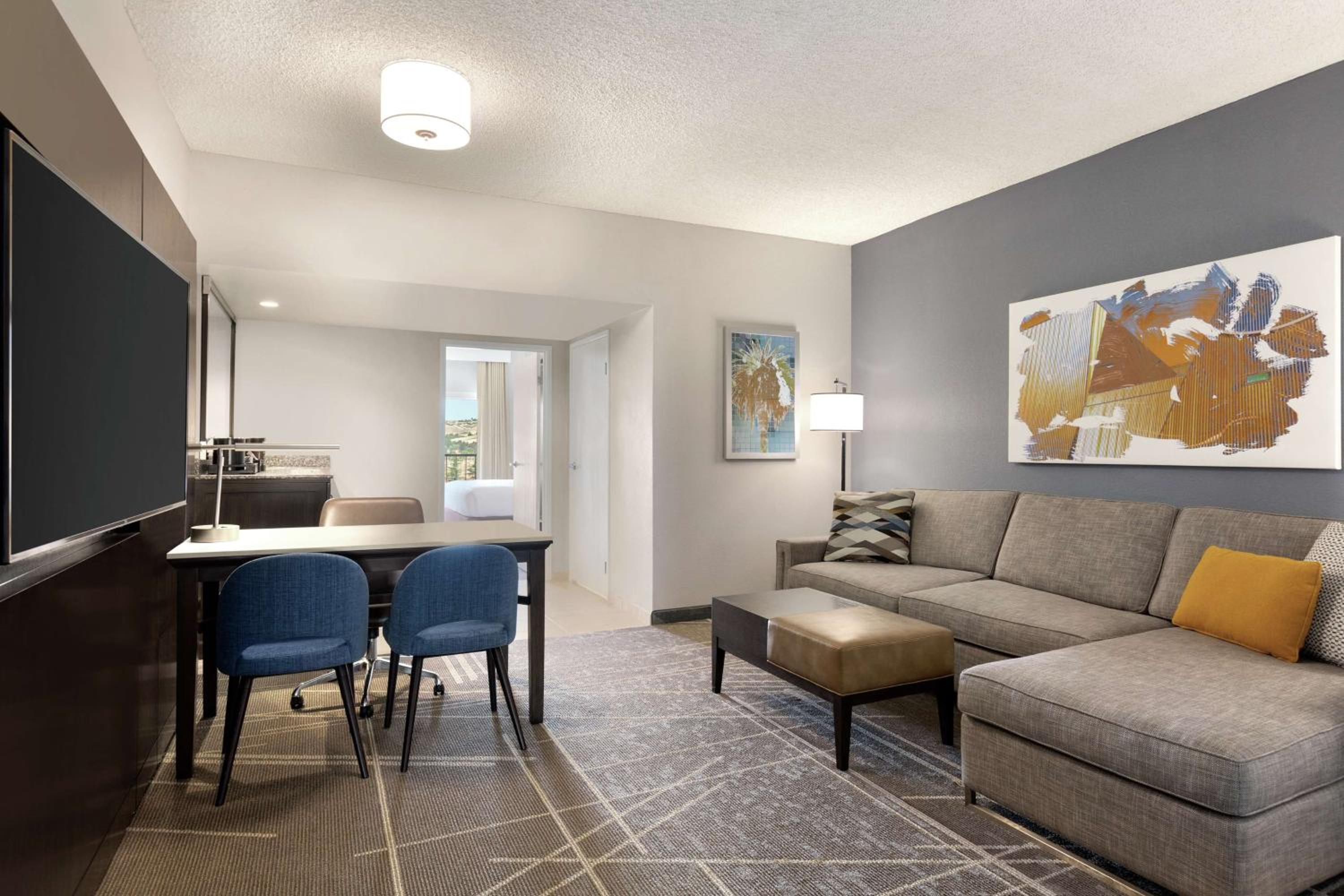 Queen Suite with Two Queen Beds - Non-Smoking