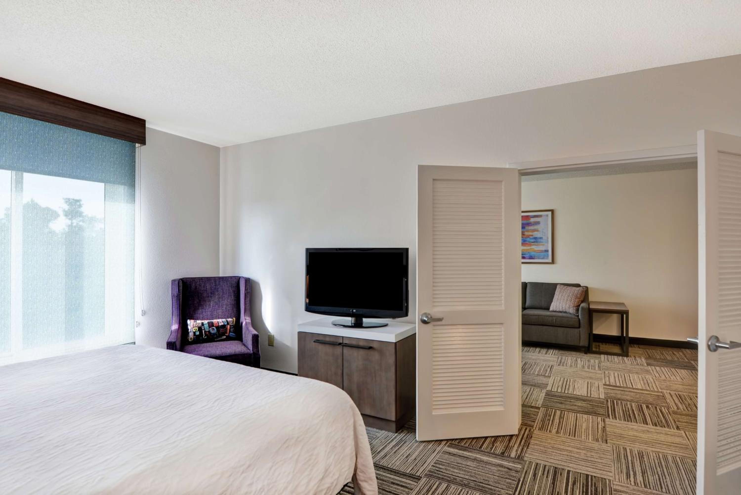 King Room - Hearing Access - Photo 4