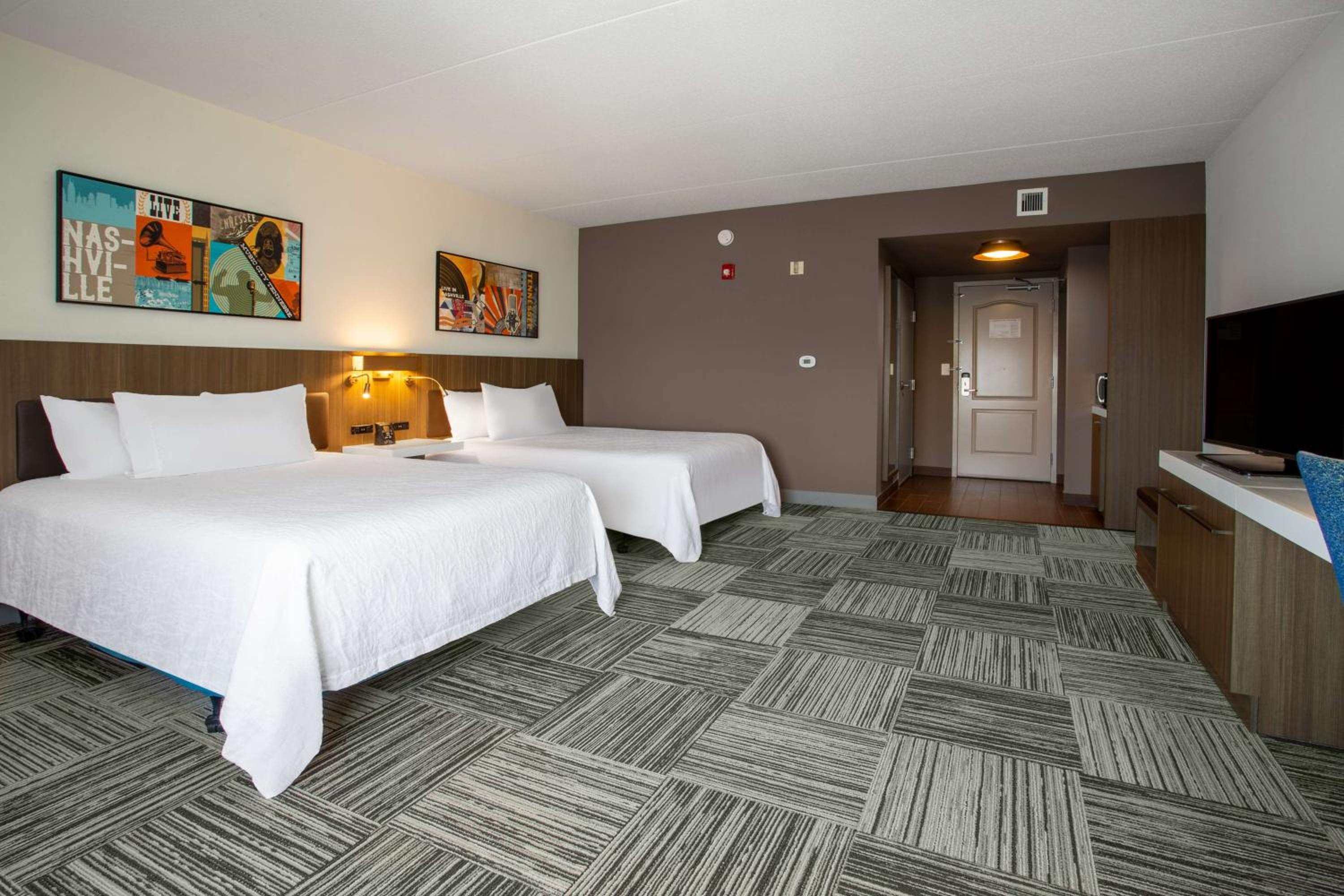 Queen Room with Two Queen Beds - Mobility Access - Photo 1