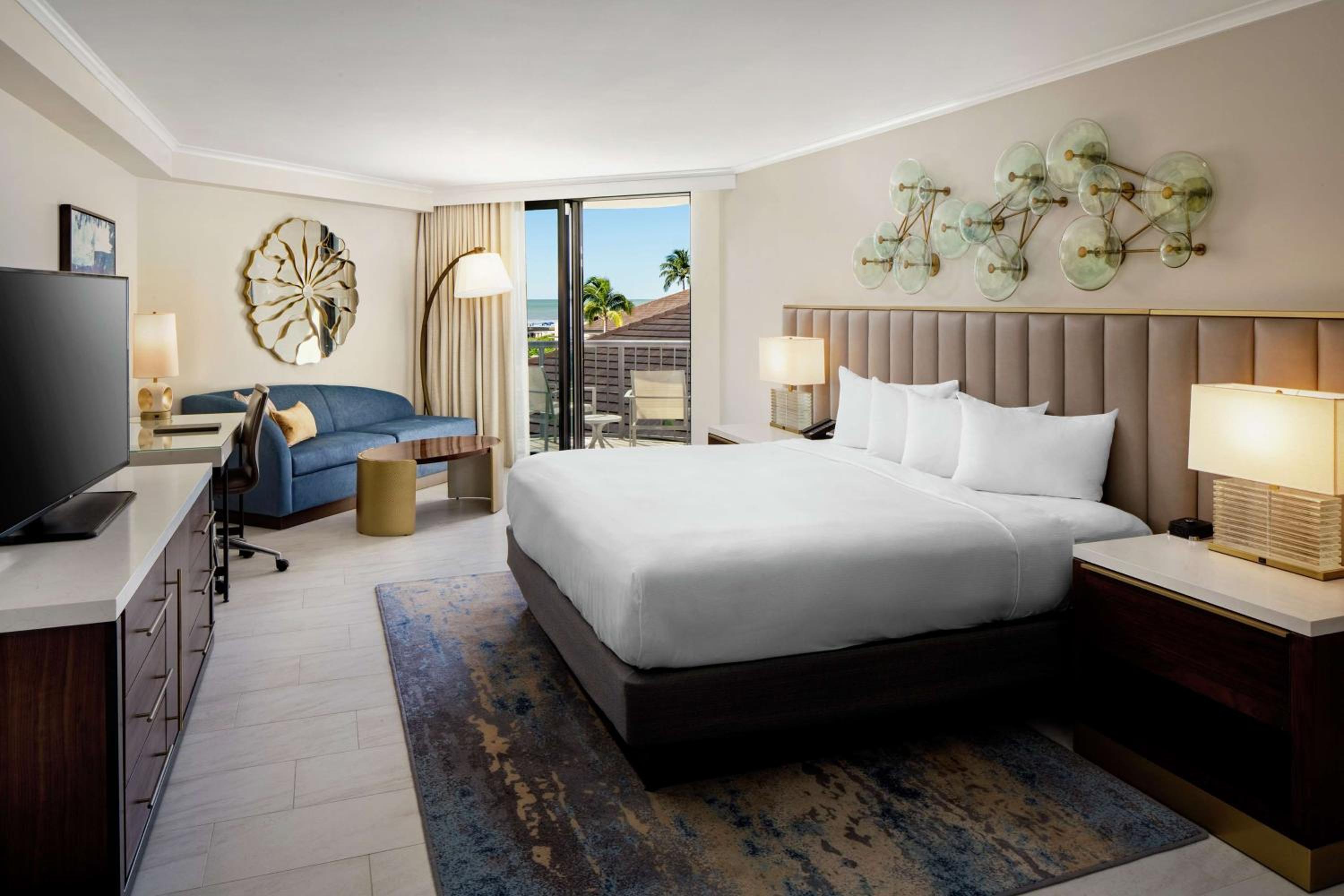 King Room with Partial View - Photo 3