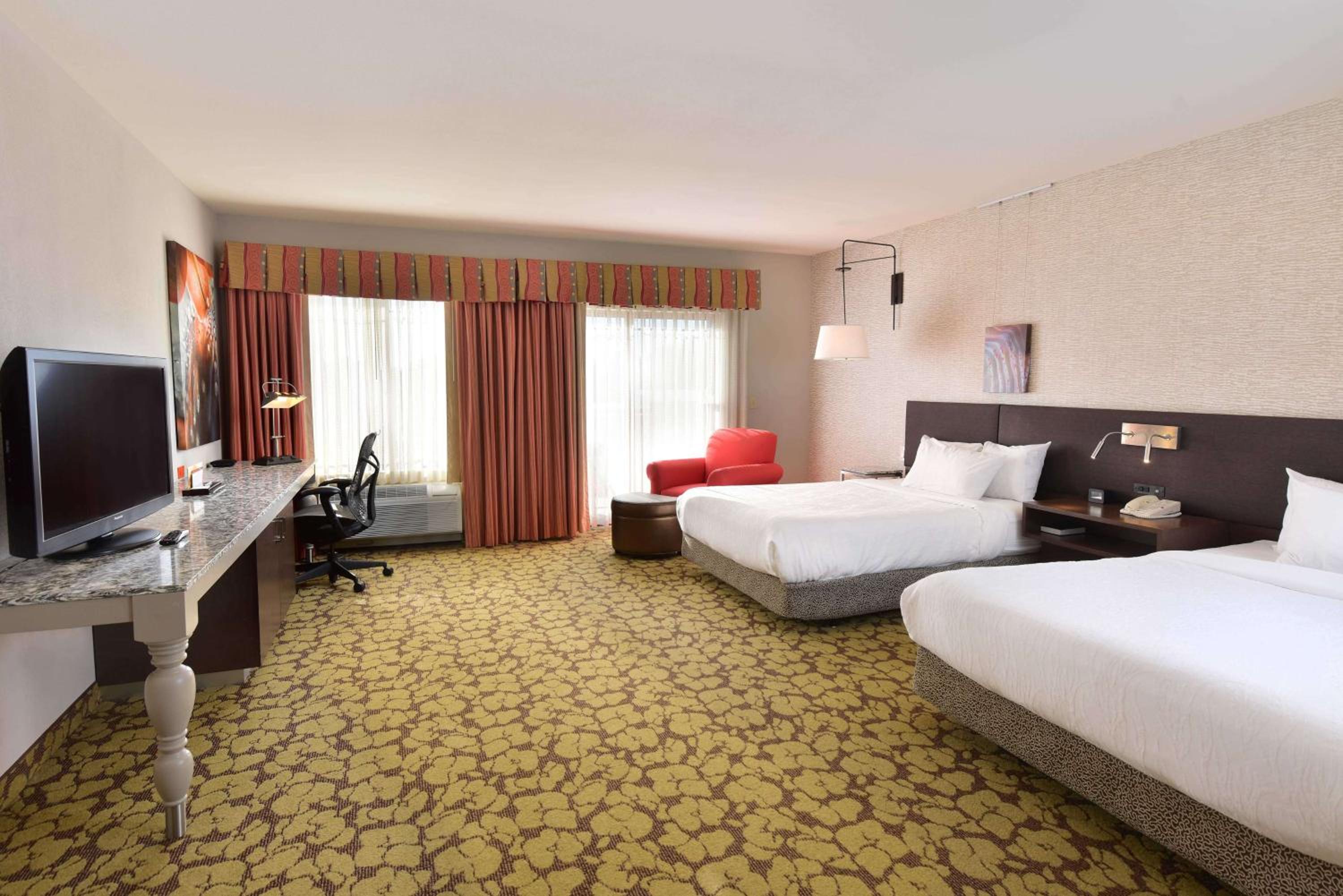 Queen Room with Two Queen Beds - Photo 1
