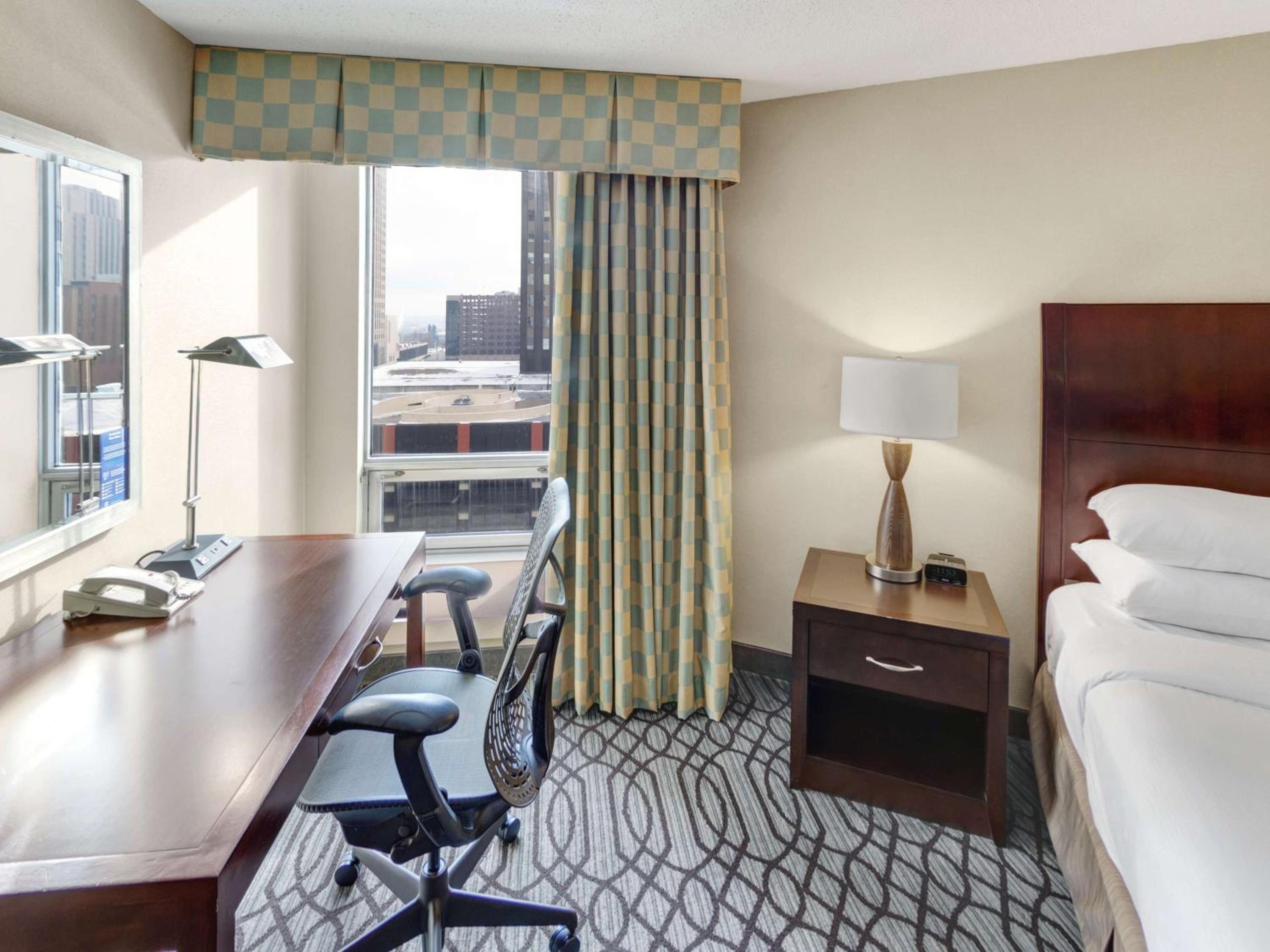 King Room - Larger - Photo 3