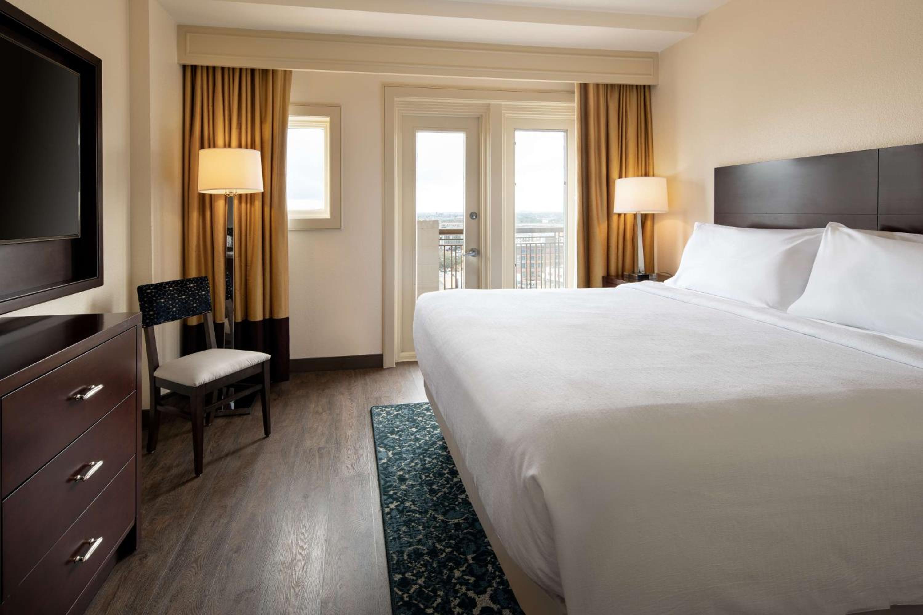 King Suite - Disability Access photo 2