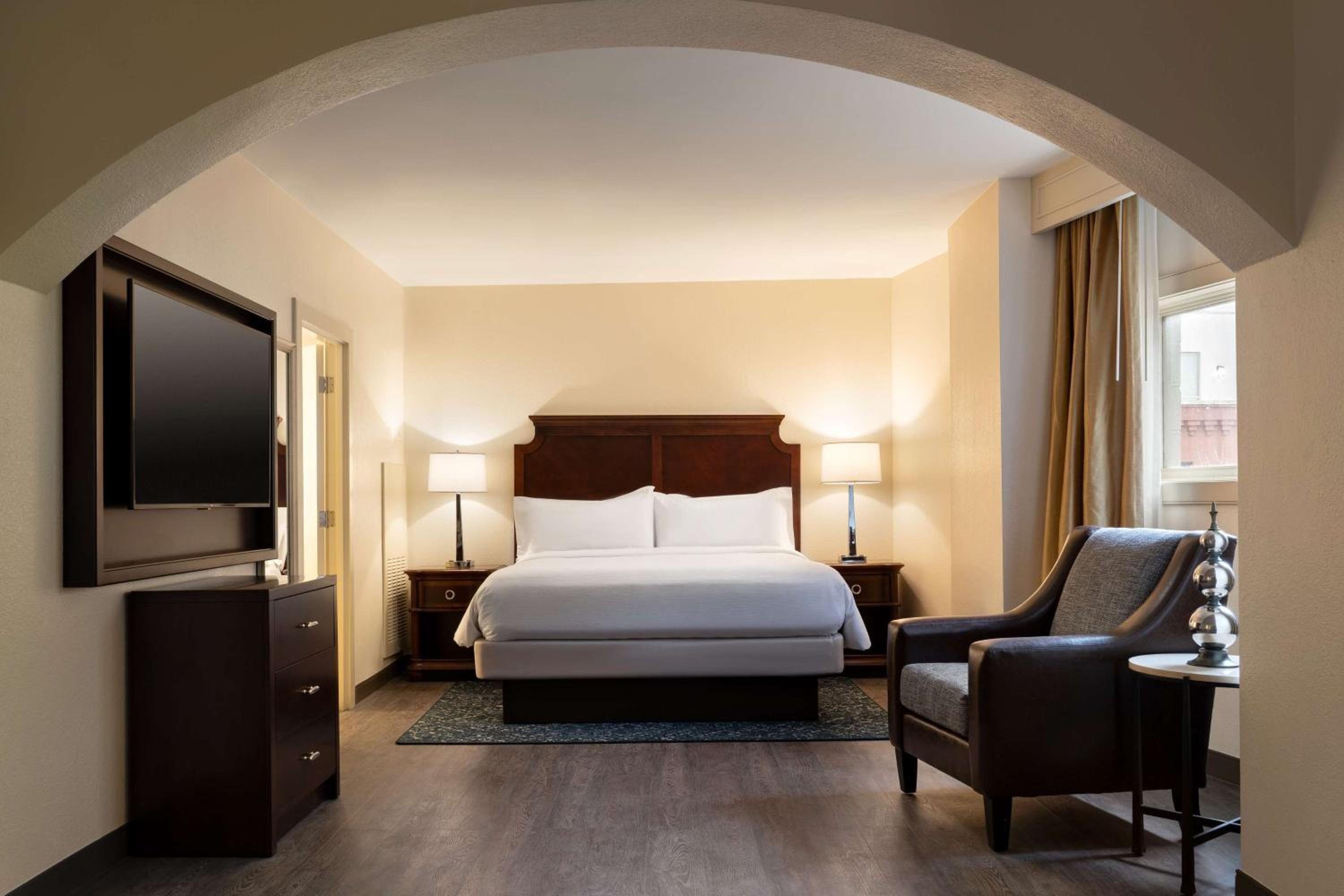 Presidential Suite photo 3