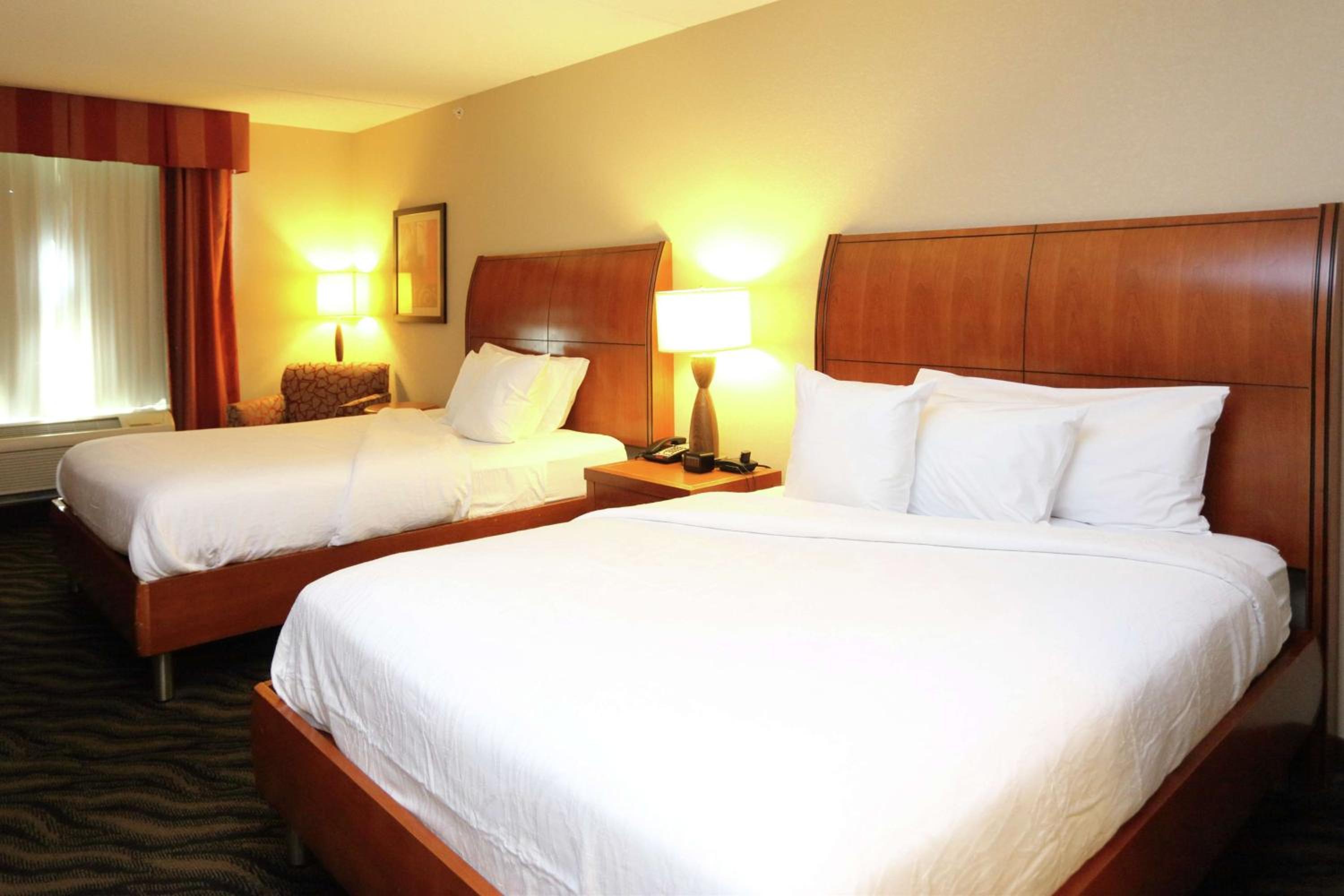 Queen Room with Two Queen Beds - Photo 1