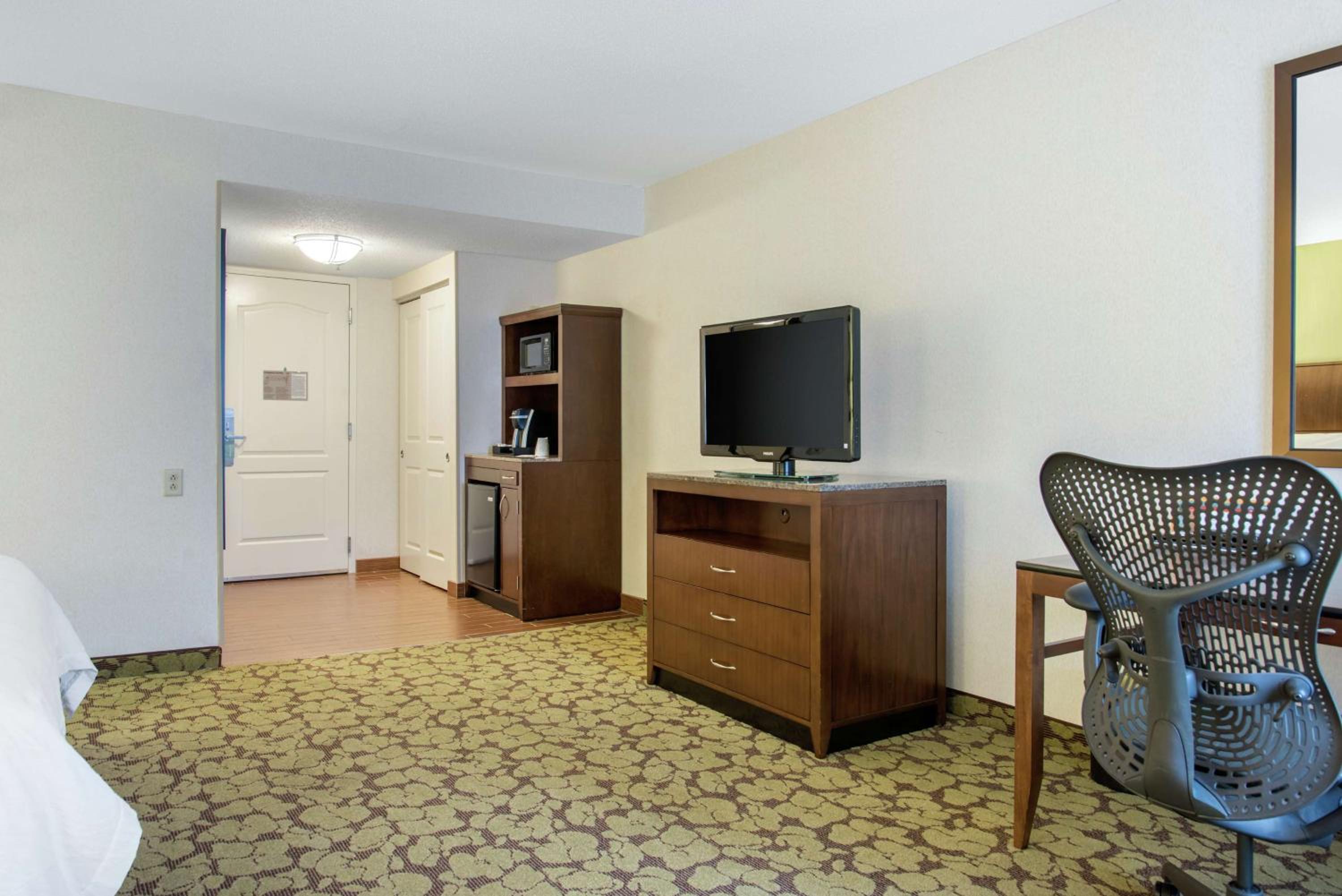 King Room - Hearing Access - Photo 4