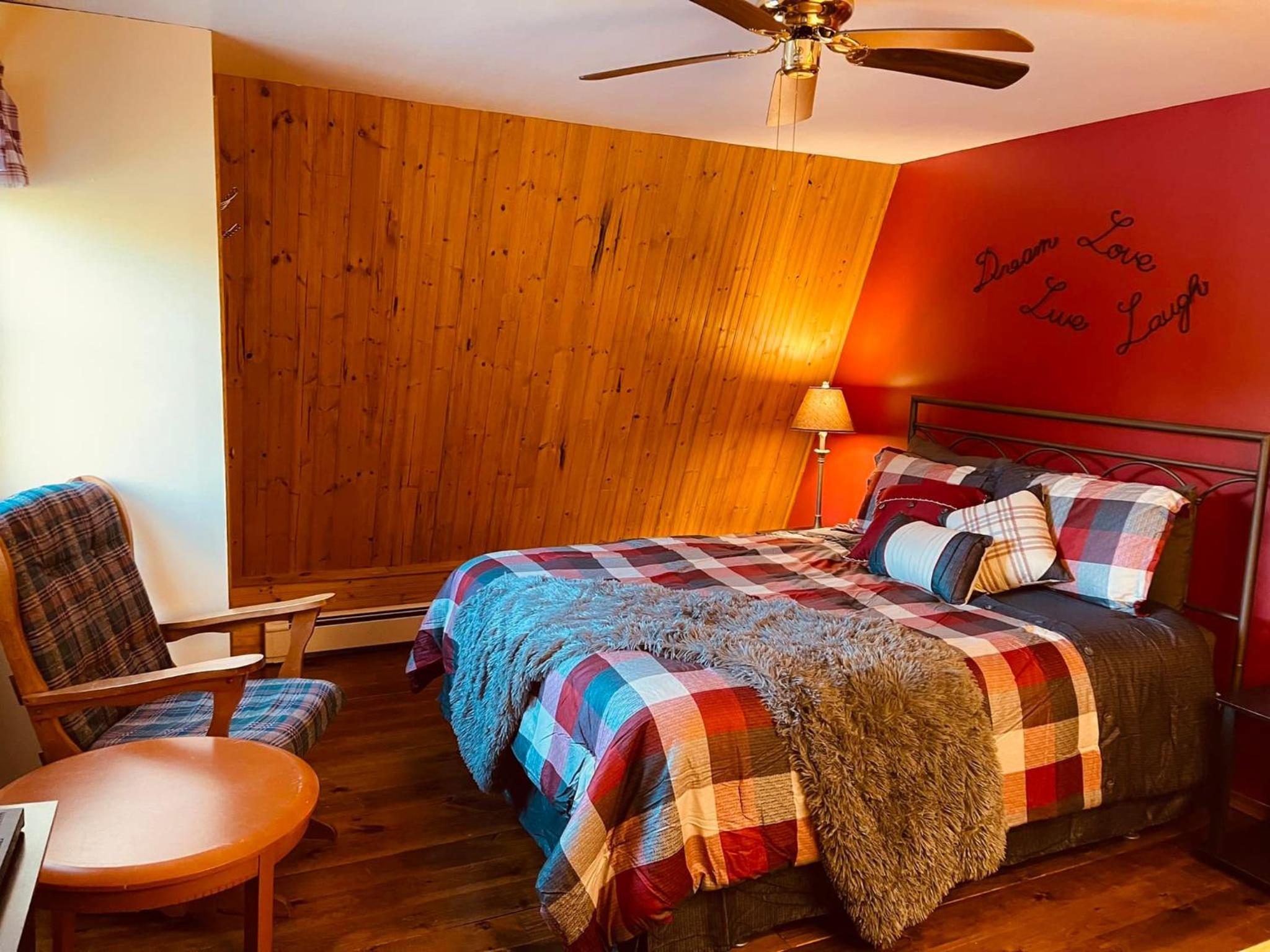 Queen Room