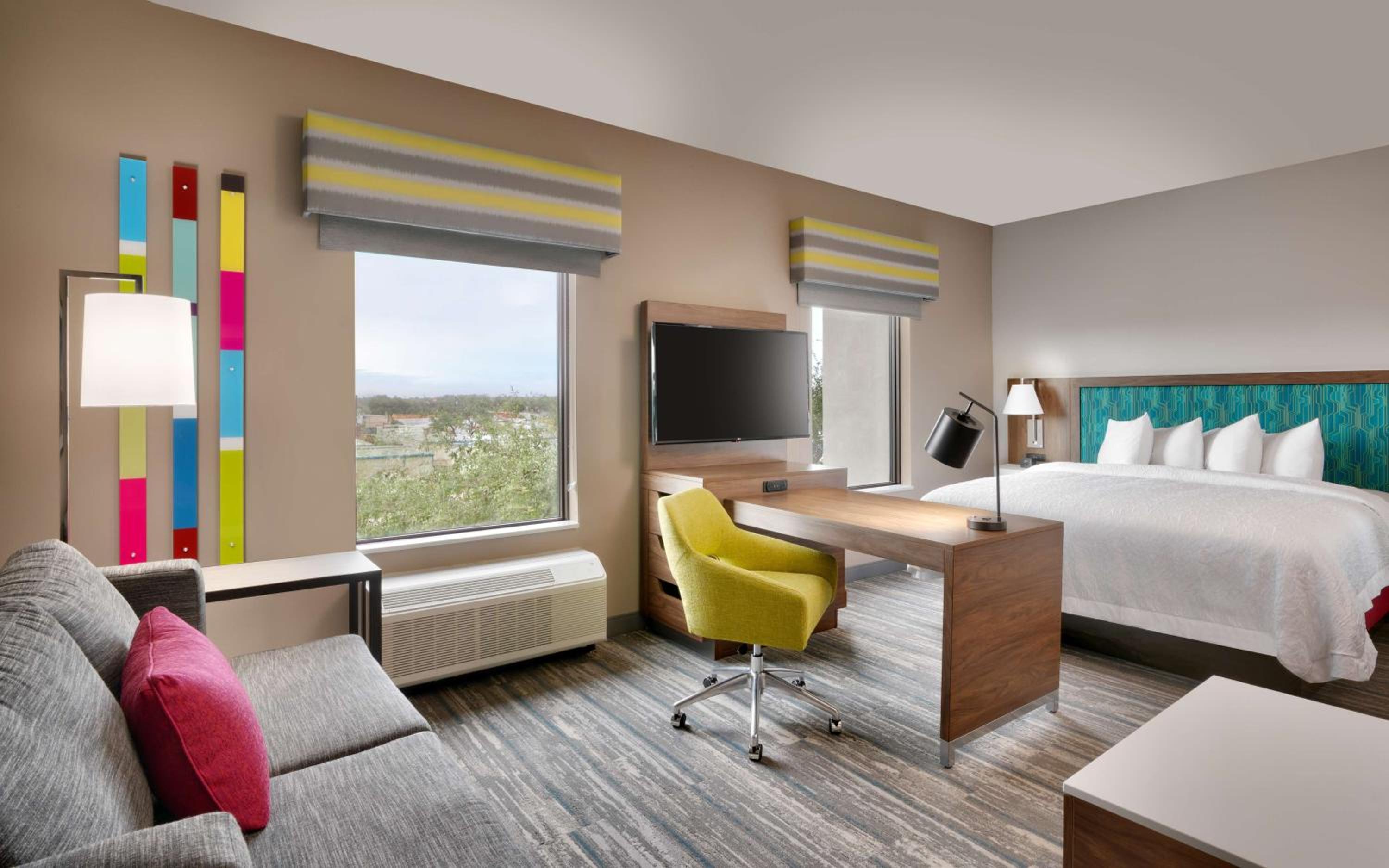 King Studio Suite - Photo 2