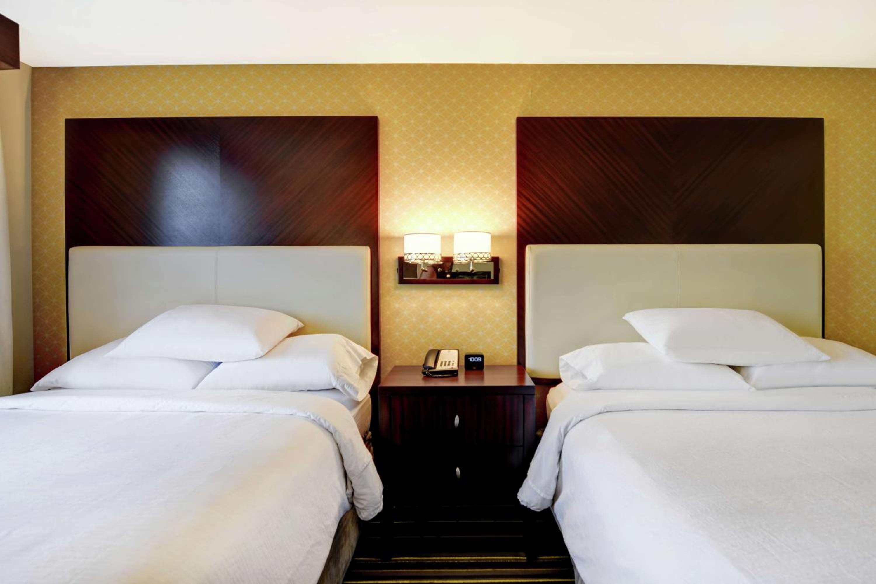 Smoking Queen Room with Two Queen Beds