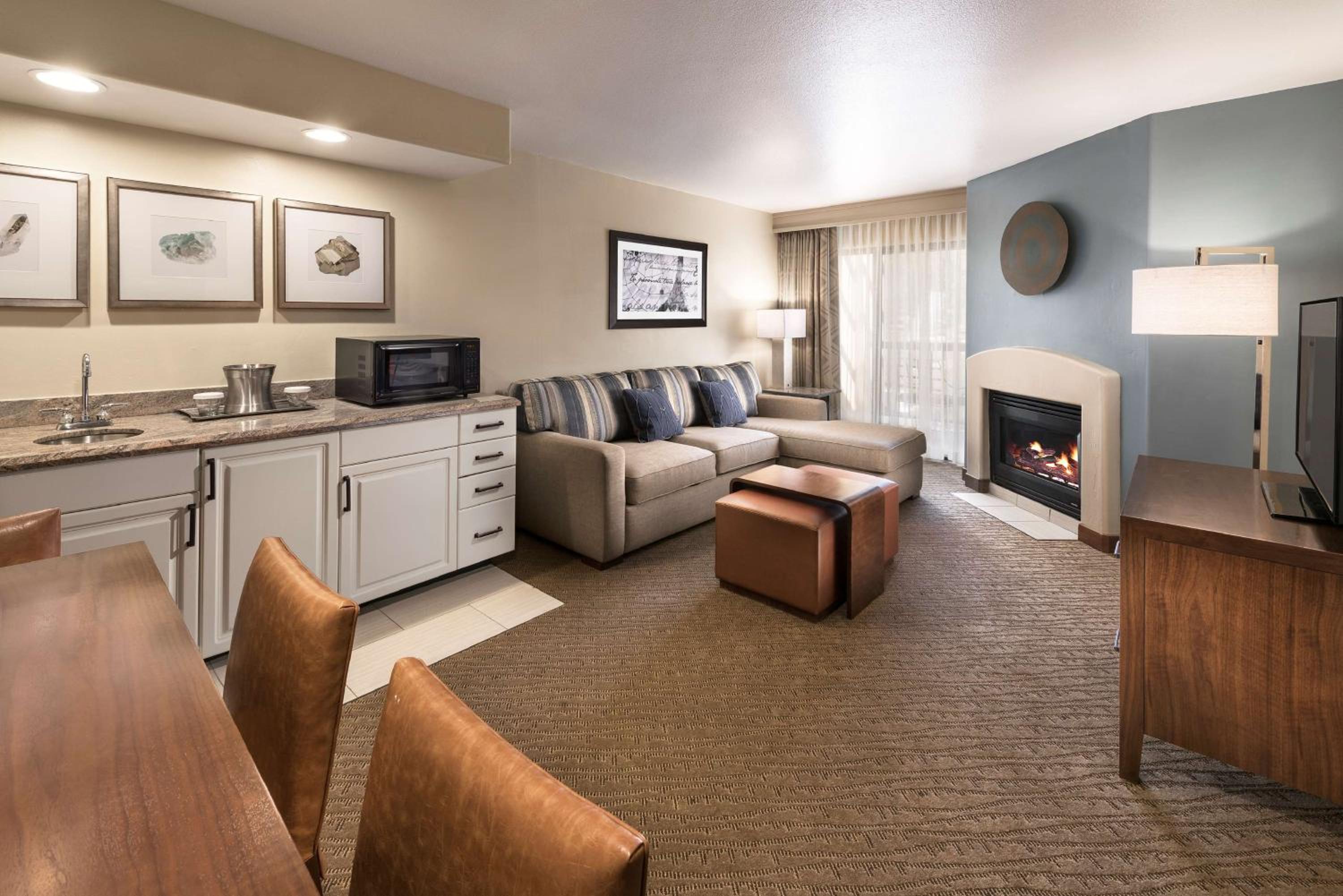 King Suite with Balcony - Hearing Accessible - Photo 1