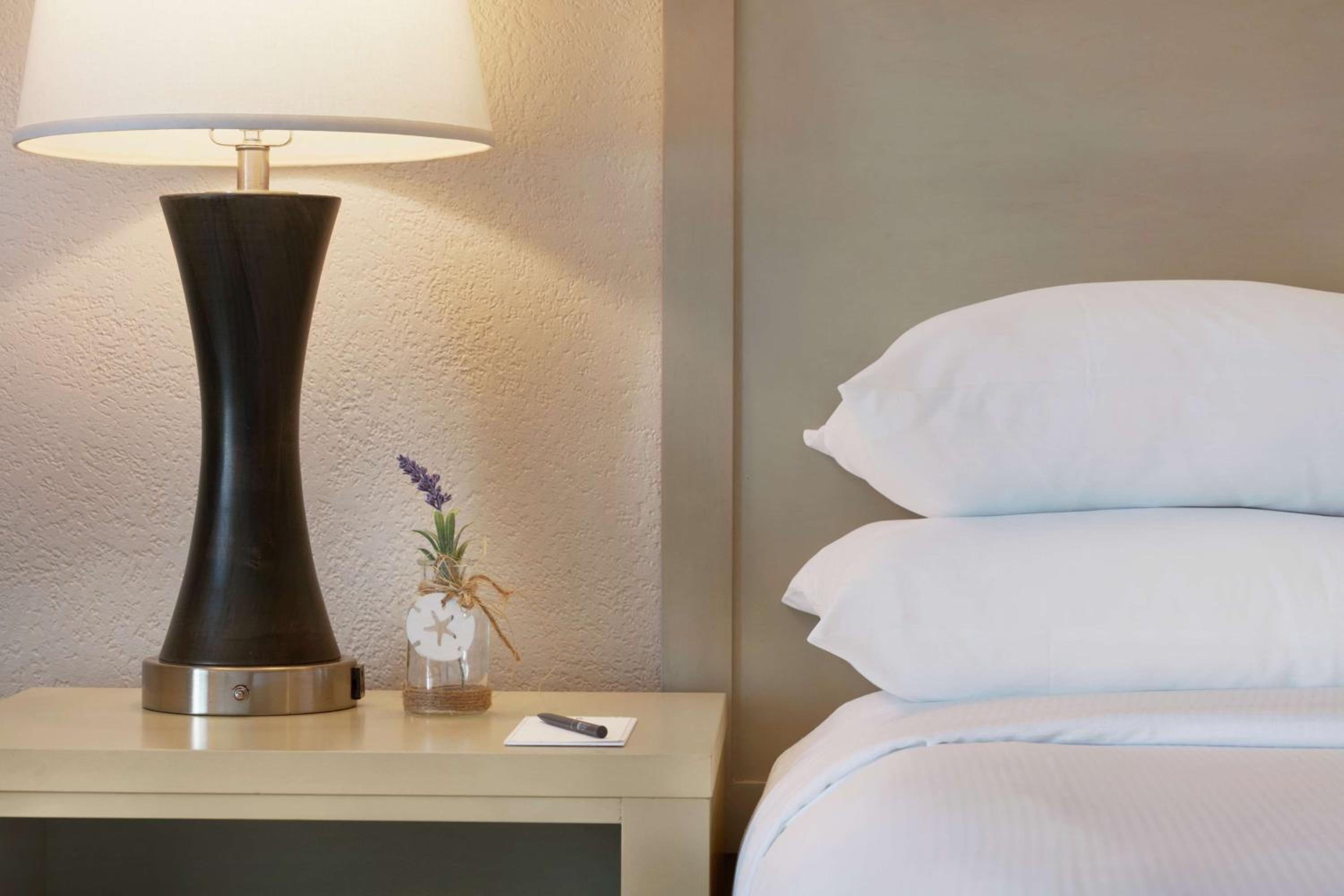 Suite with Two Double Beds - Photo 1