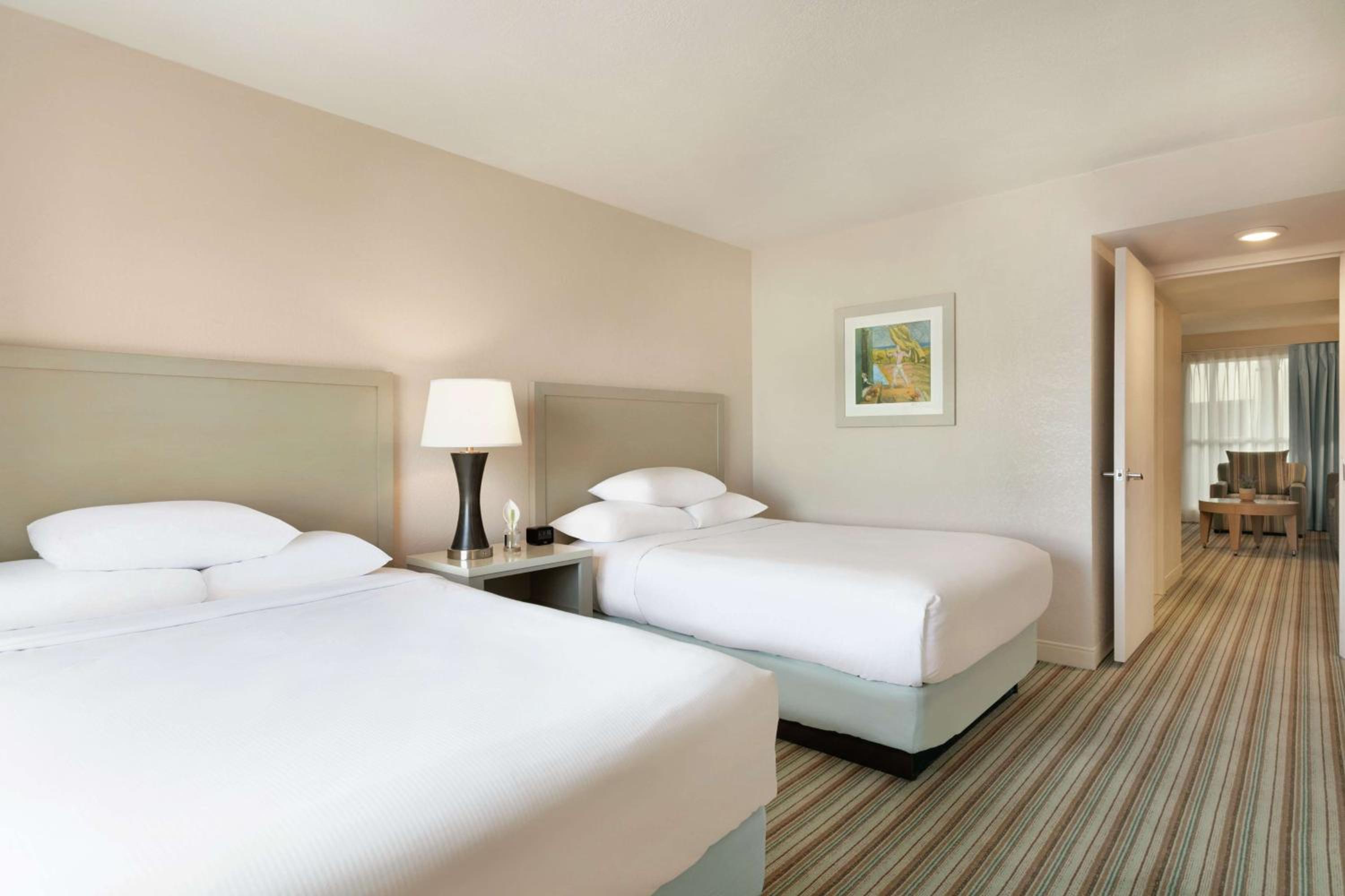 Double Suite with Two Double Beds - High Floor - Photo 2