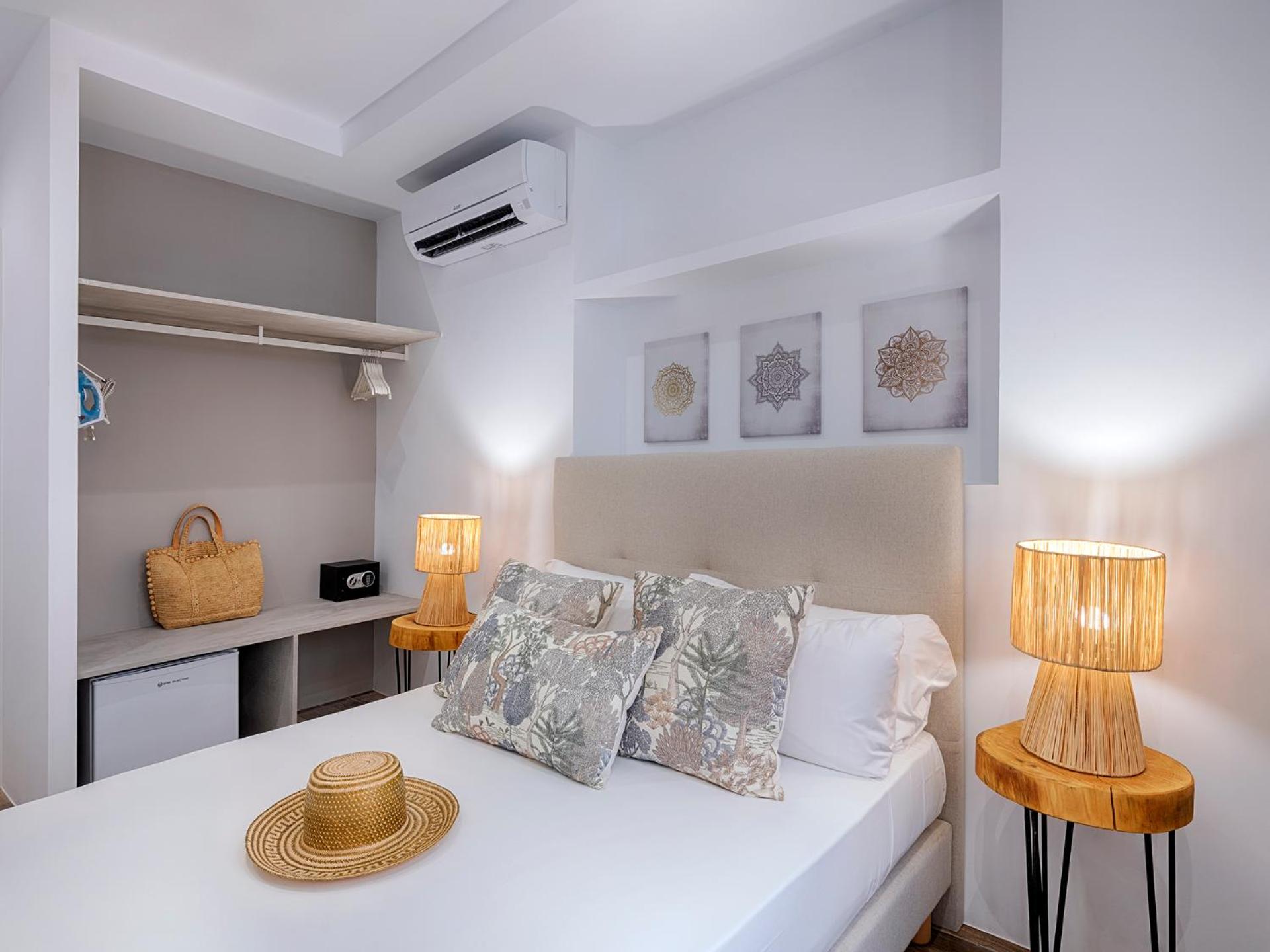 Standard Double Room - Photo 10