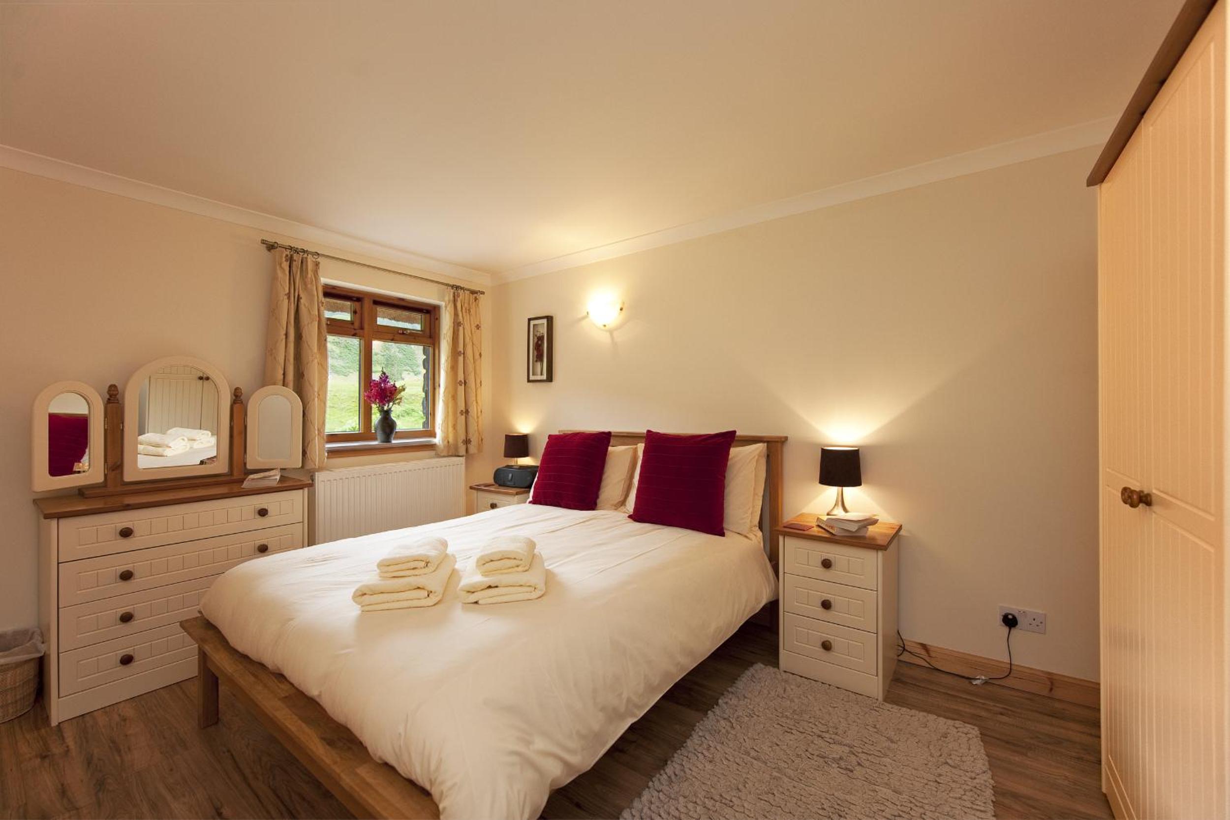Two-Bedroom Cottage - MacNeil