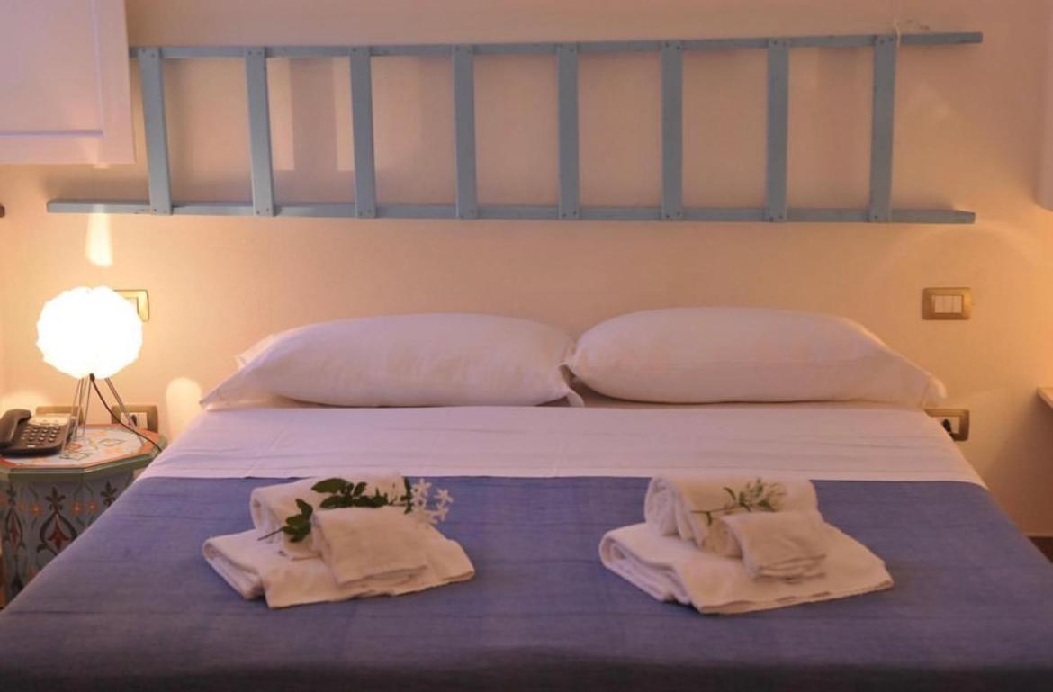 Economy Double Room photo 3