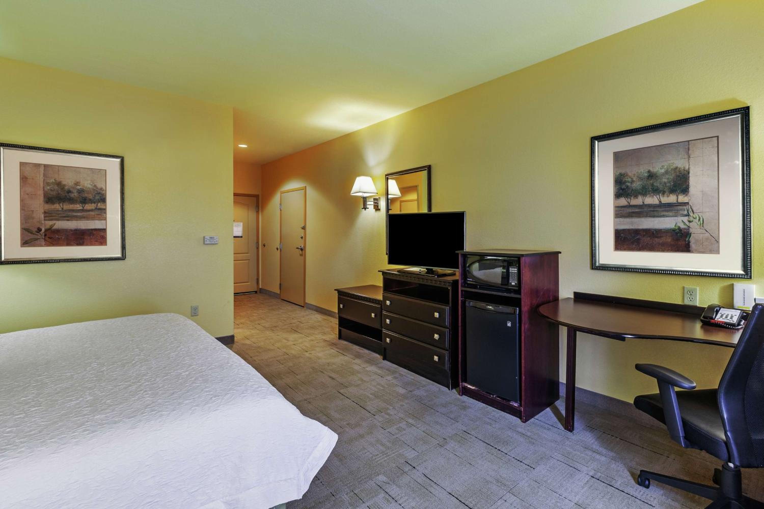 King Room - Mobility Access/Non-Smoking - Photo 1