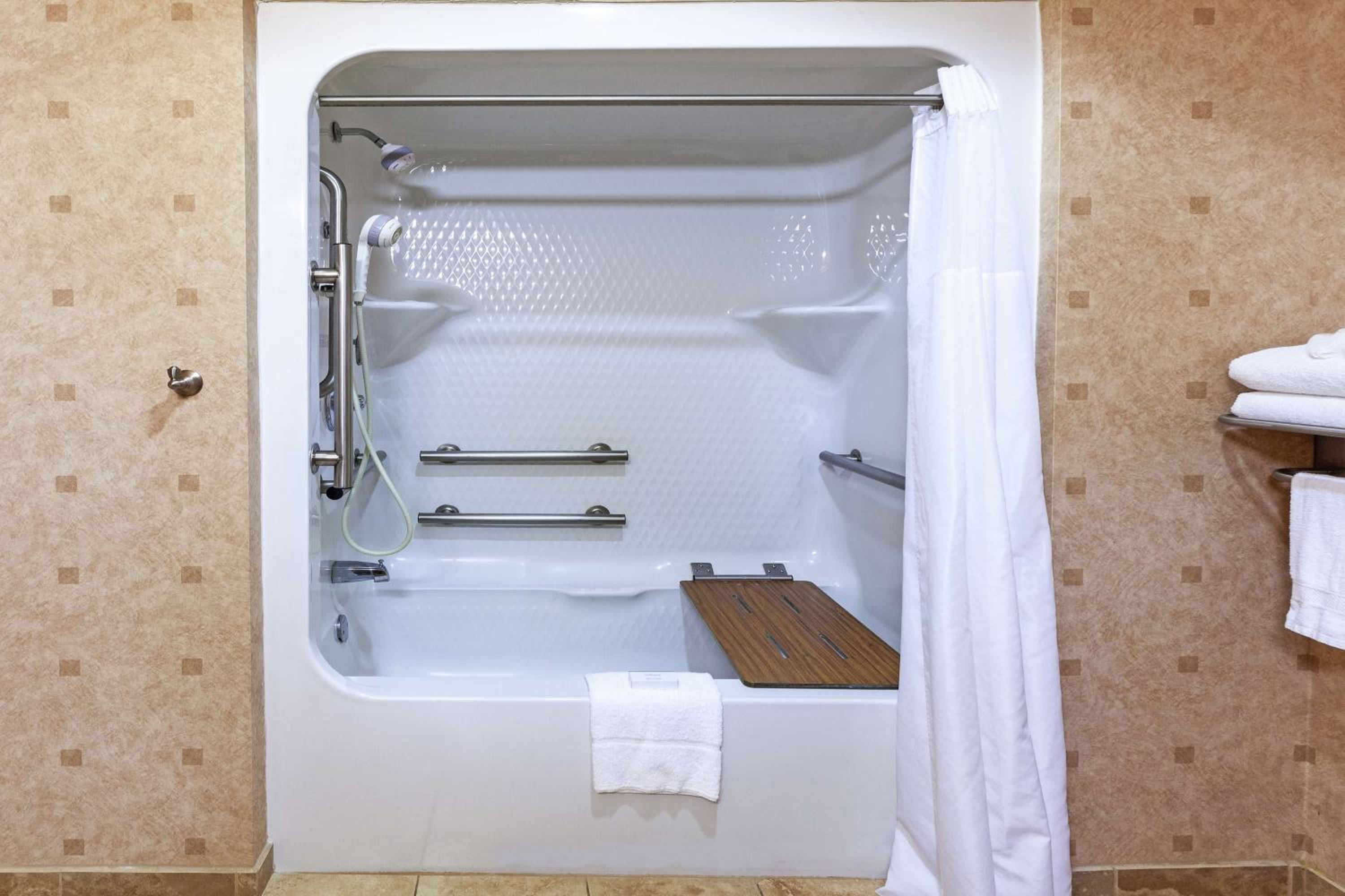 King Room - Mobility Access/Non-Smoking - Photo 5