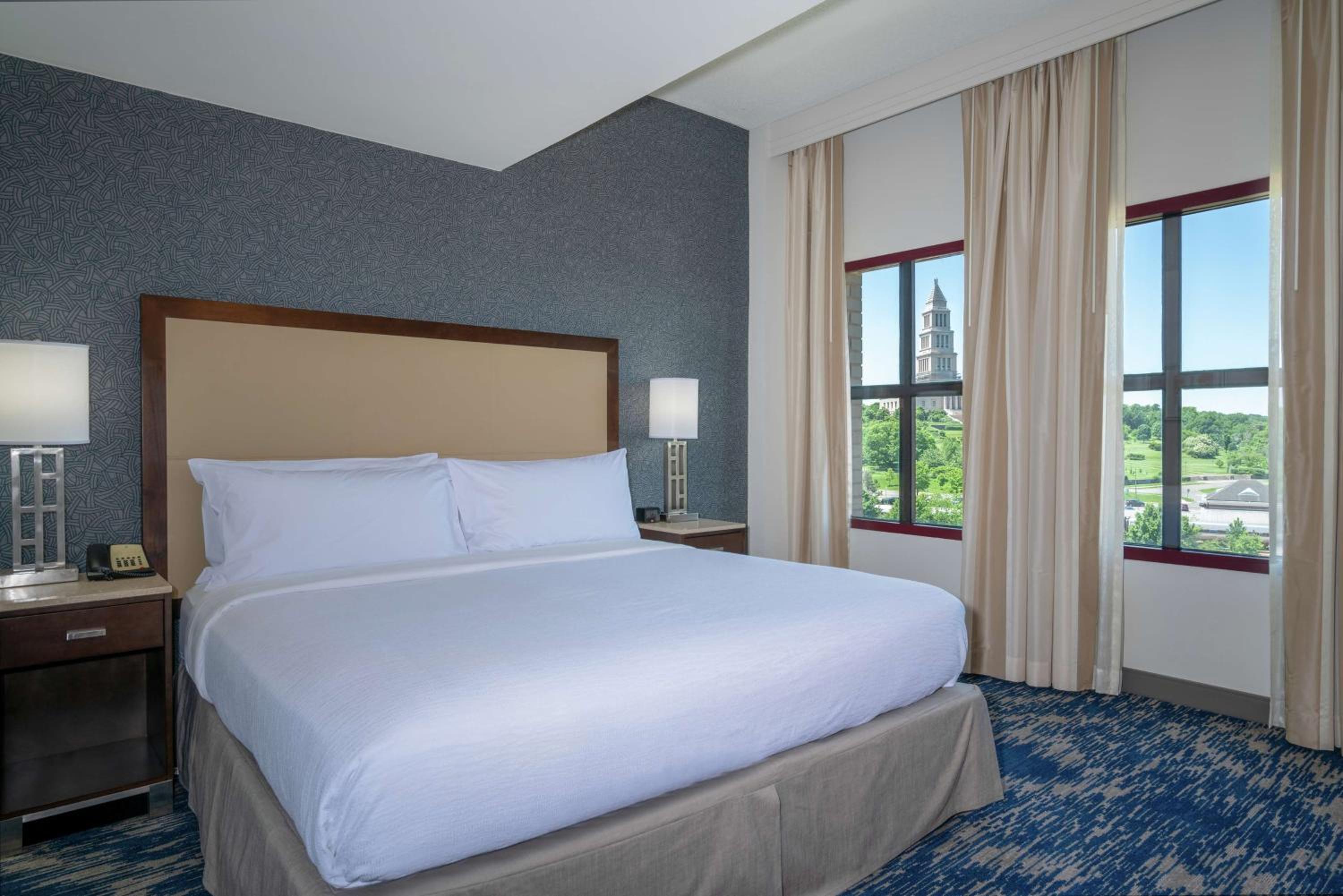 Executive King Suite photo 1