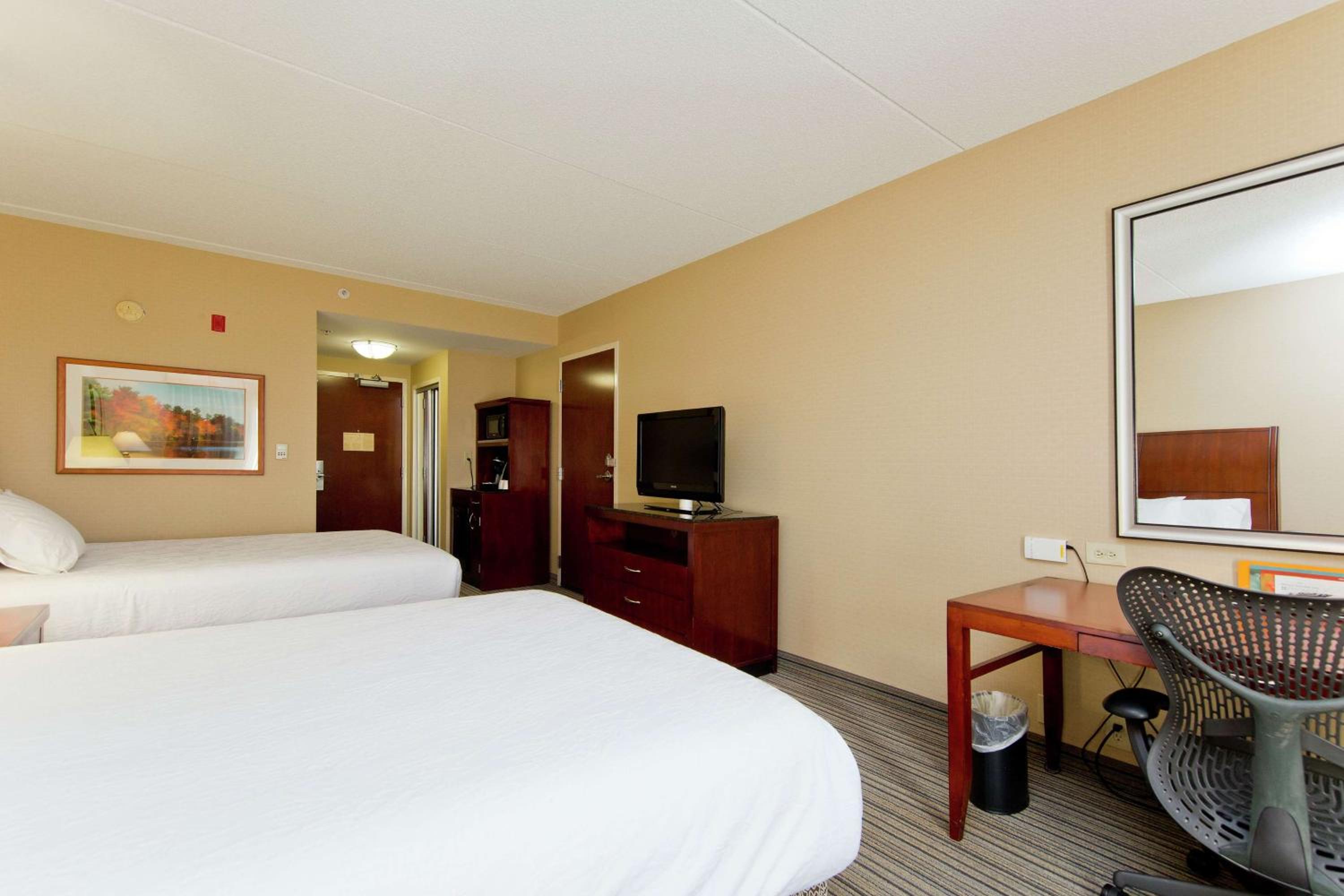 Queen Room with Two Queen Beds - Photo 1