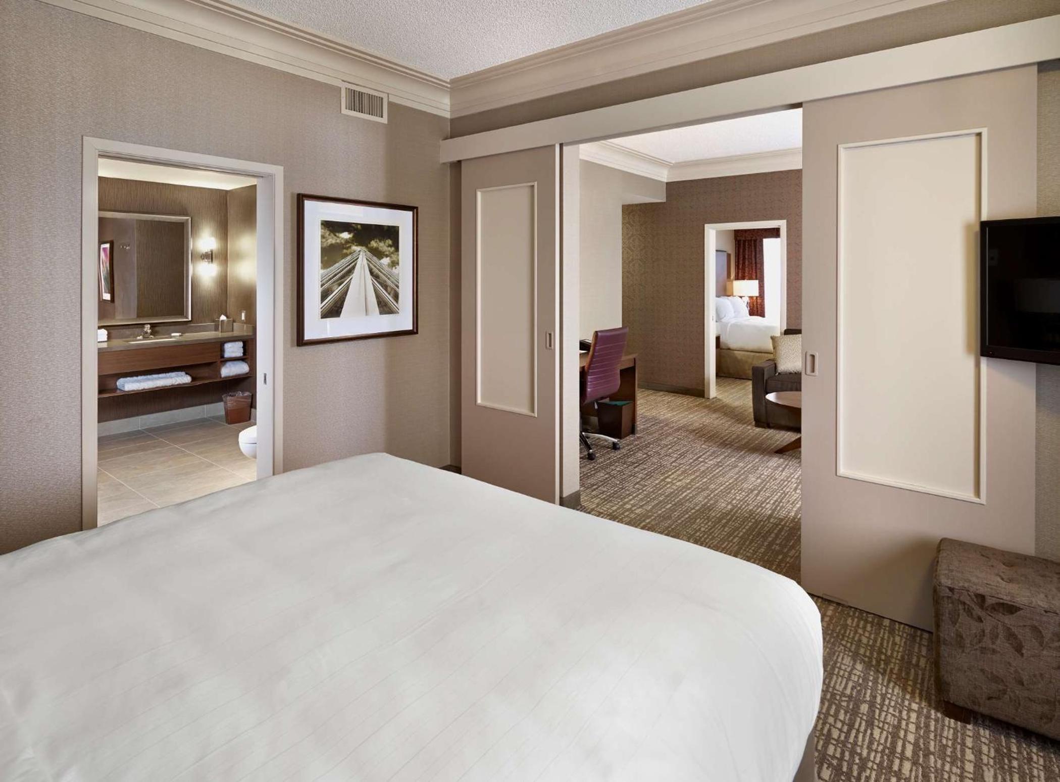 King Two Bedroom Suite