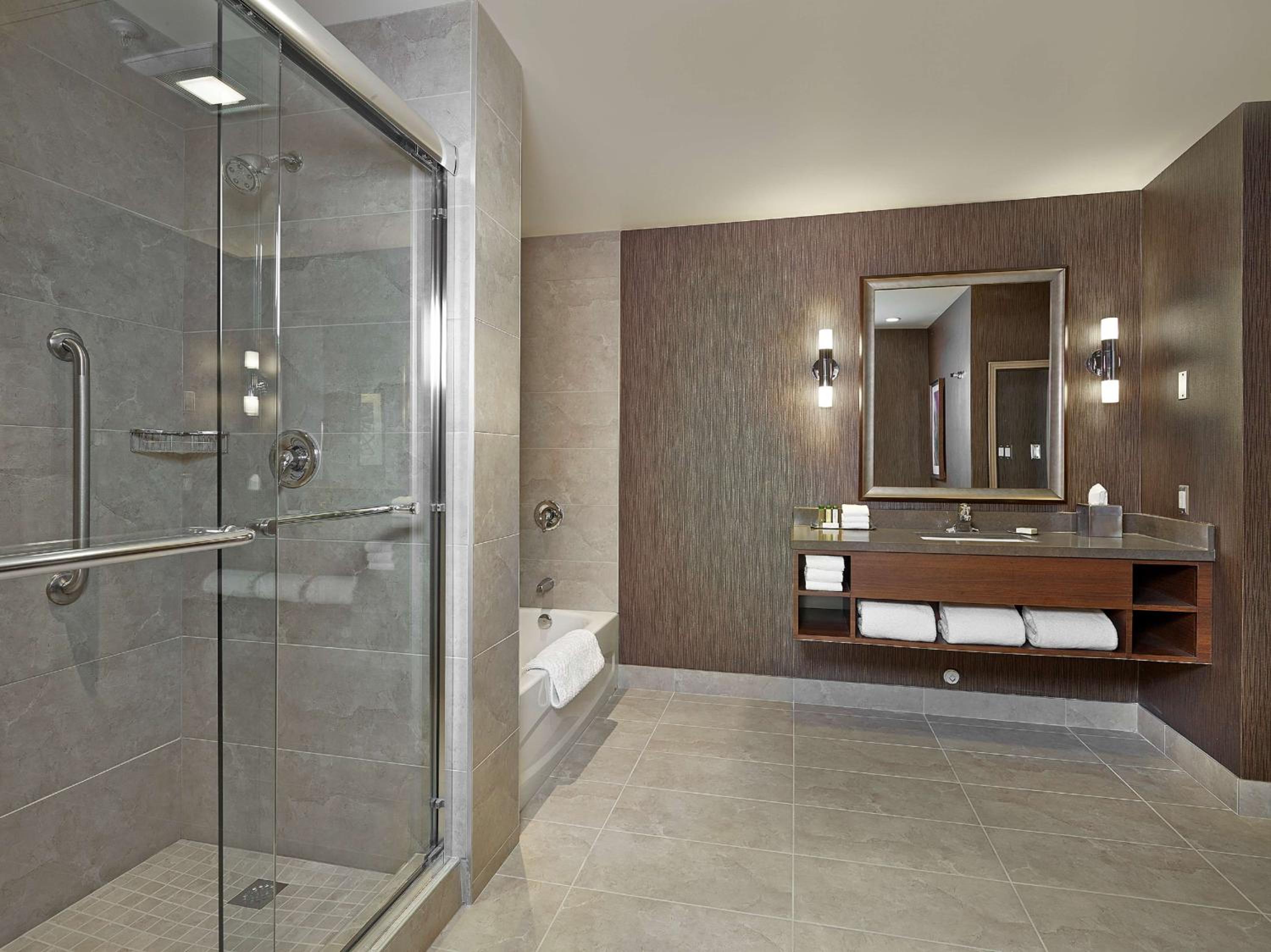 King Two Bedroom Suite