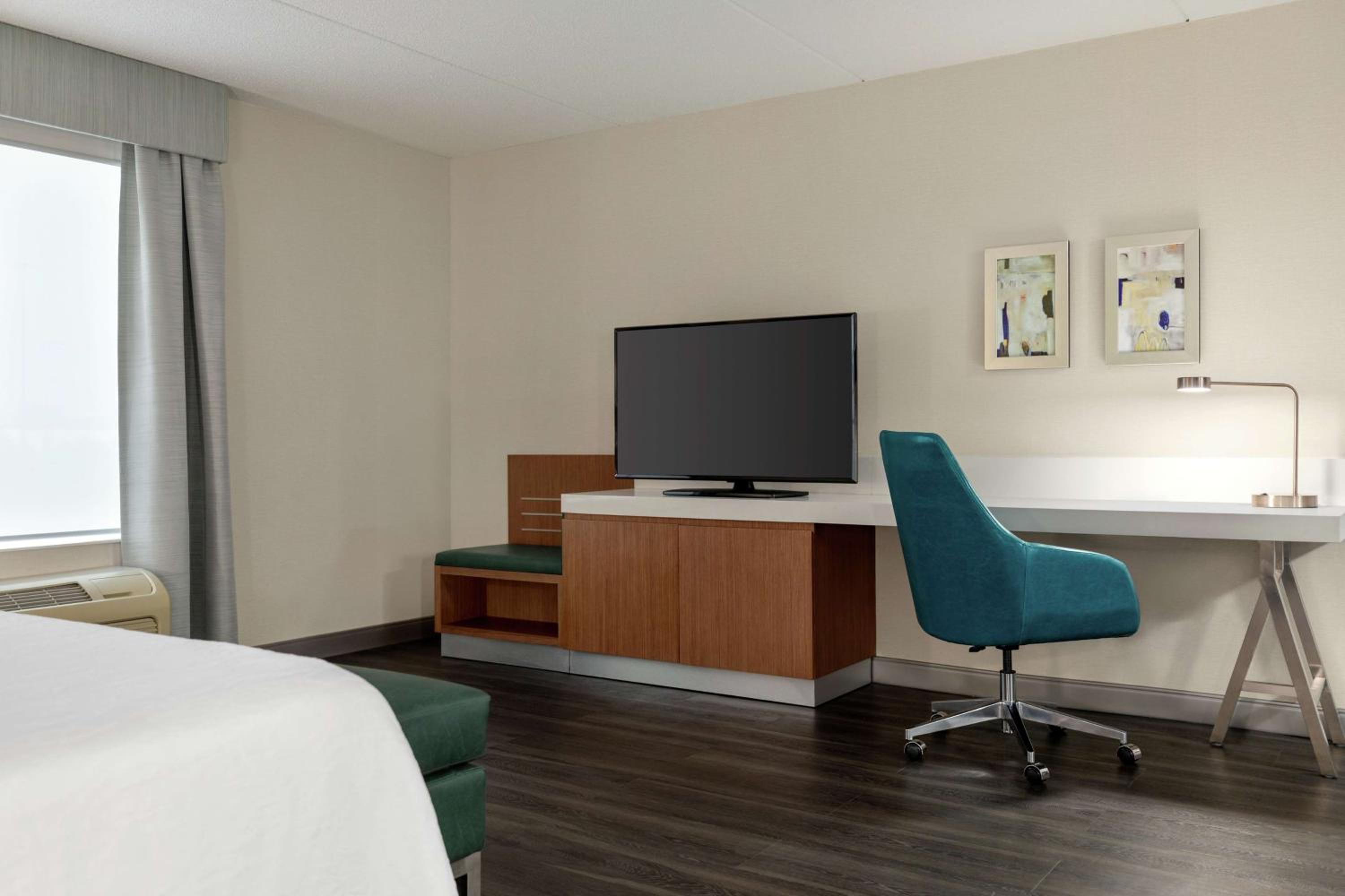 King Room - Disability Access - Photo 6