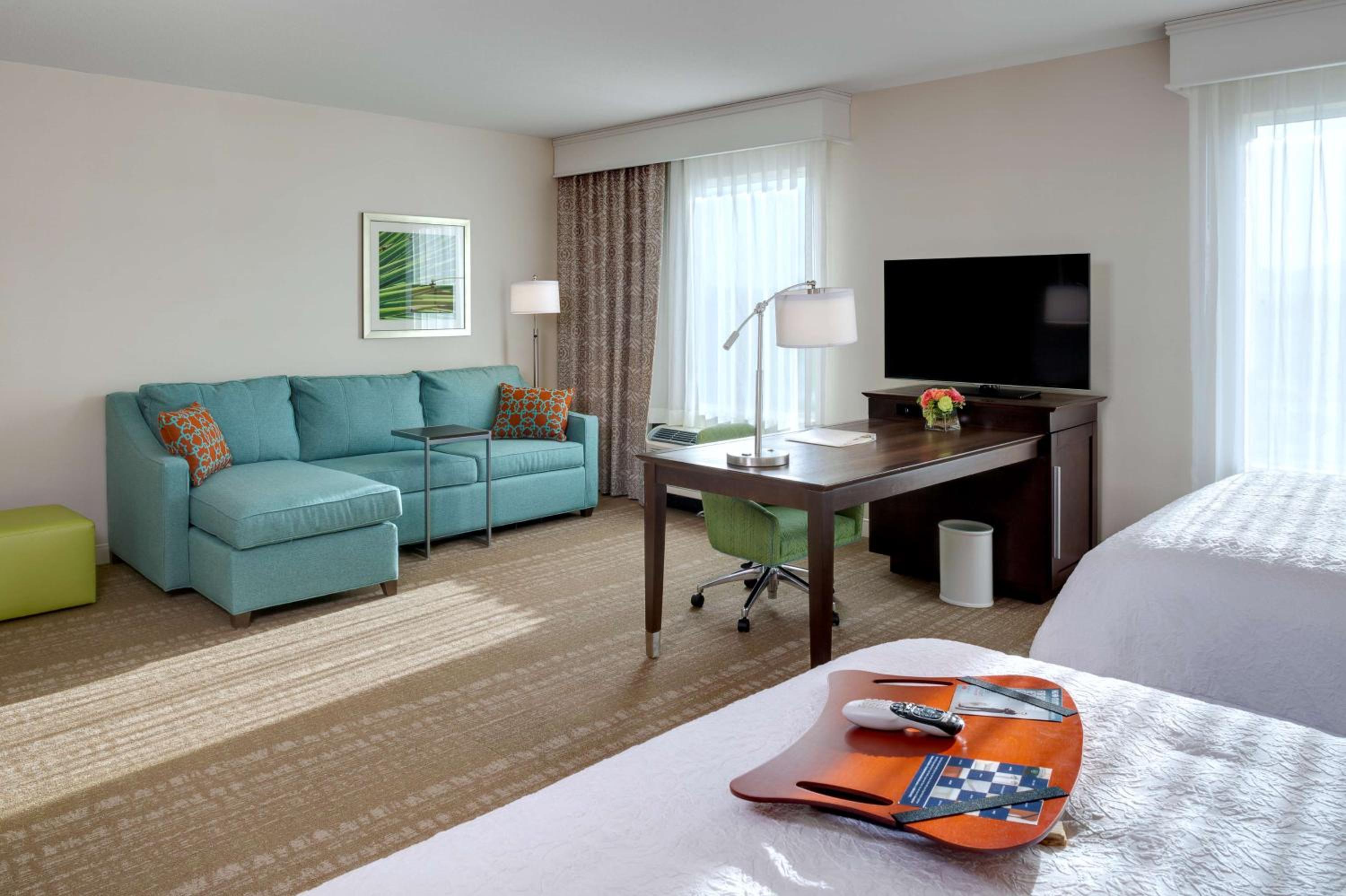 Queen Studio Suite with Two Queen Beds - Non-Smoking