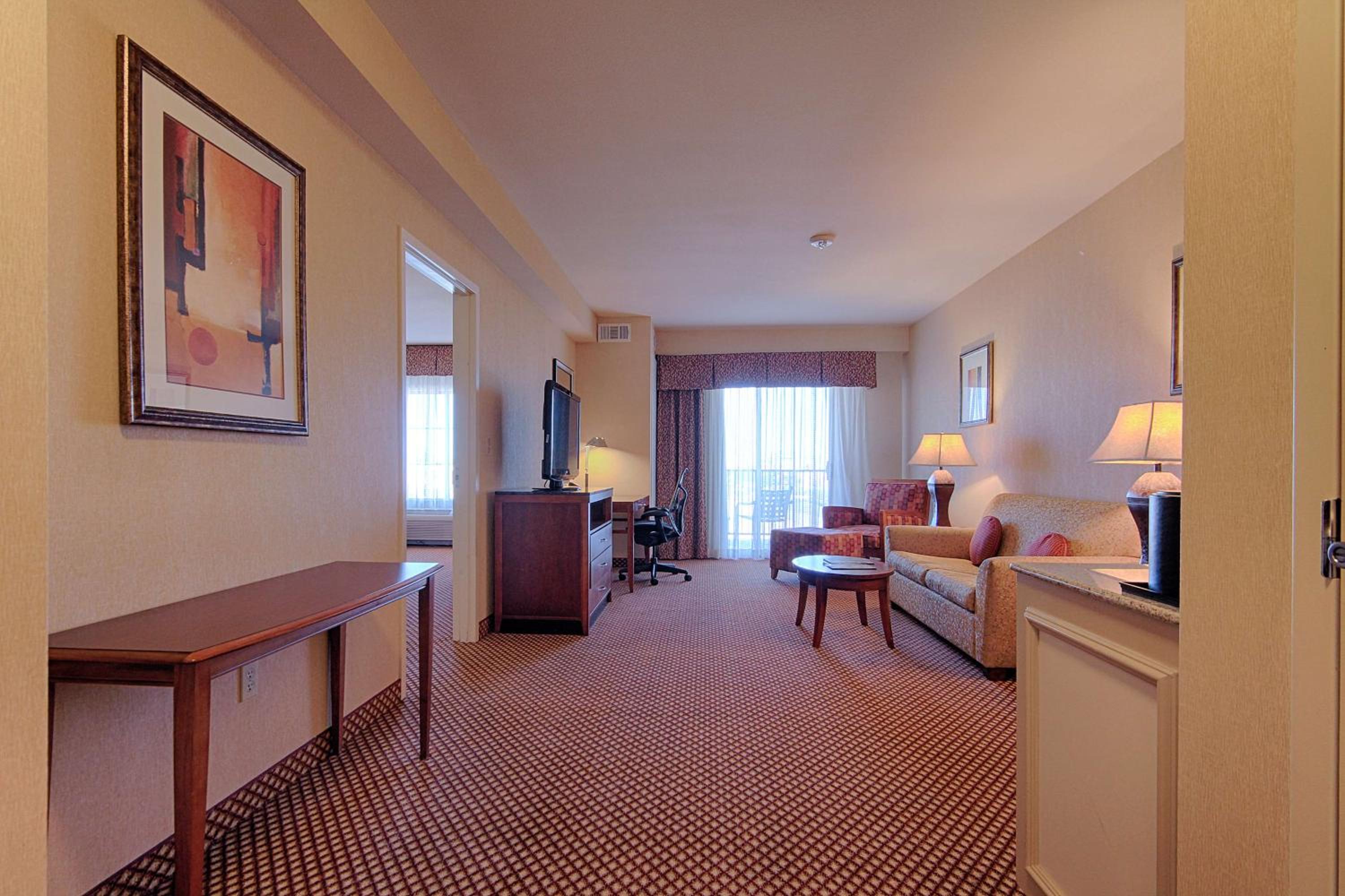 One-Bedroom King Suite with Sofa Bed - Photo 1