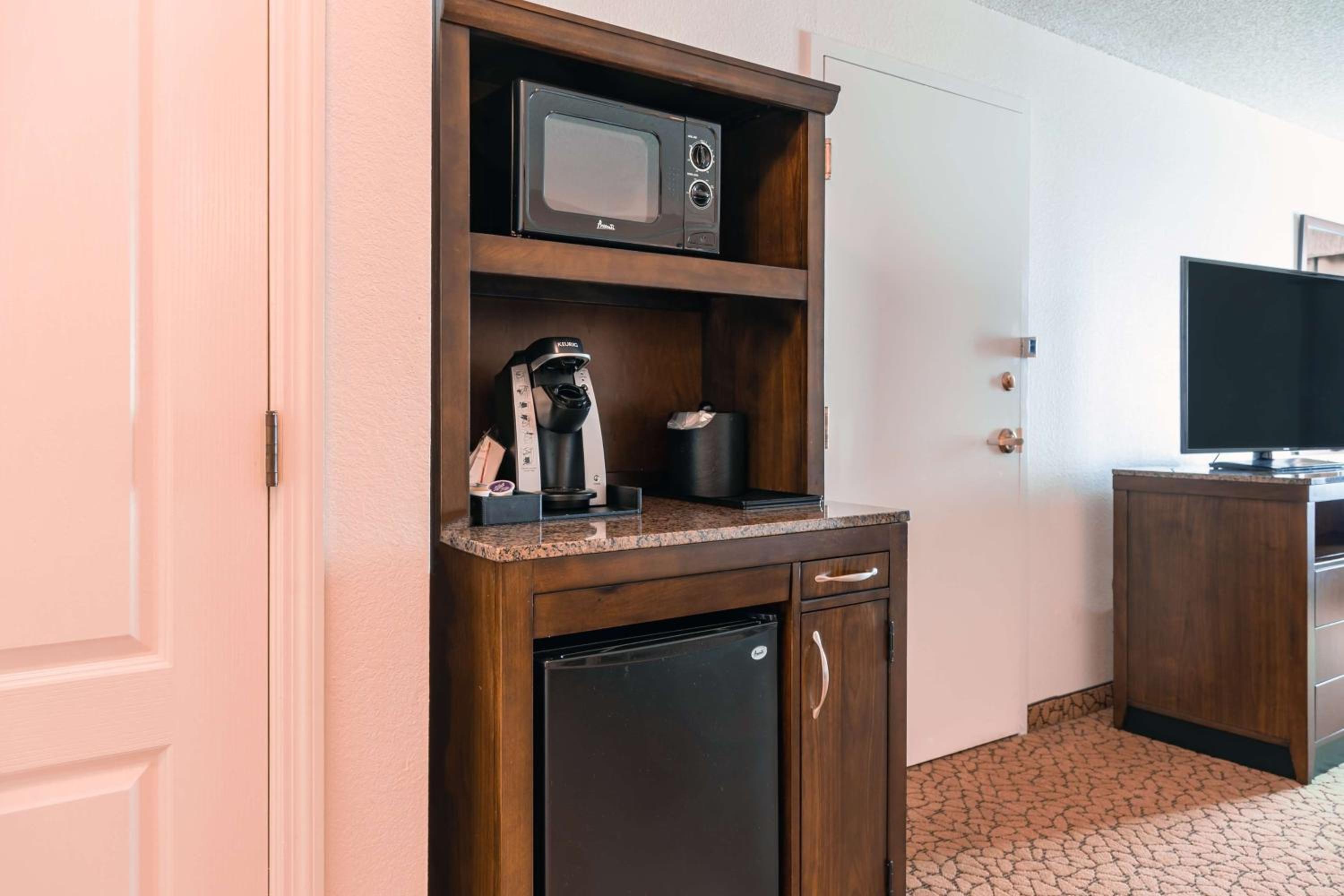 Junior Suite with Two Queen Beds