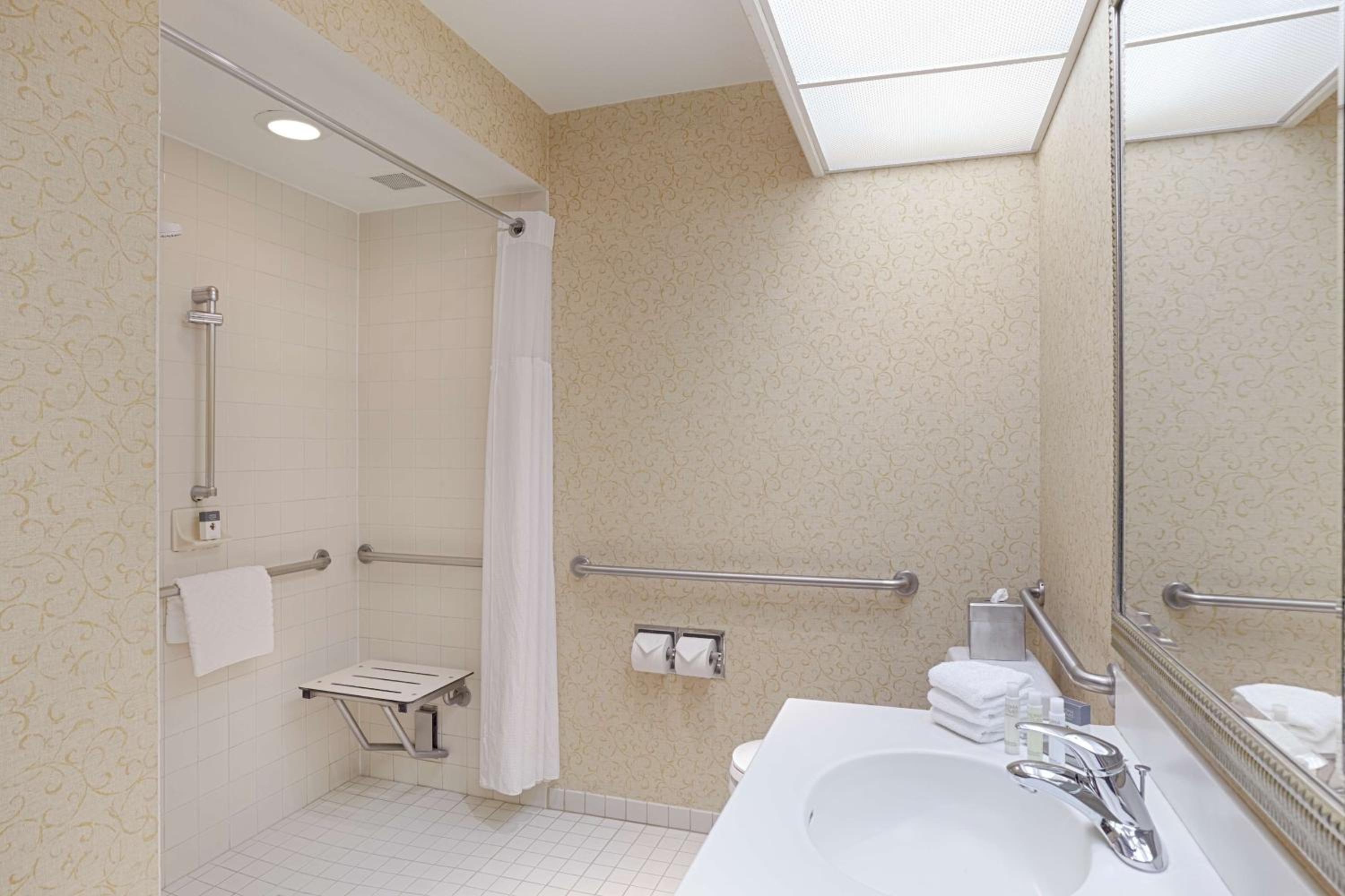 Queen Room with Two Queen Beds with Roll-In Shower - Disability Access