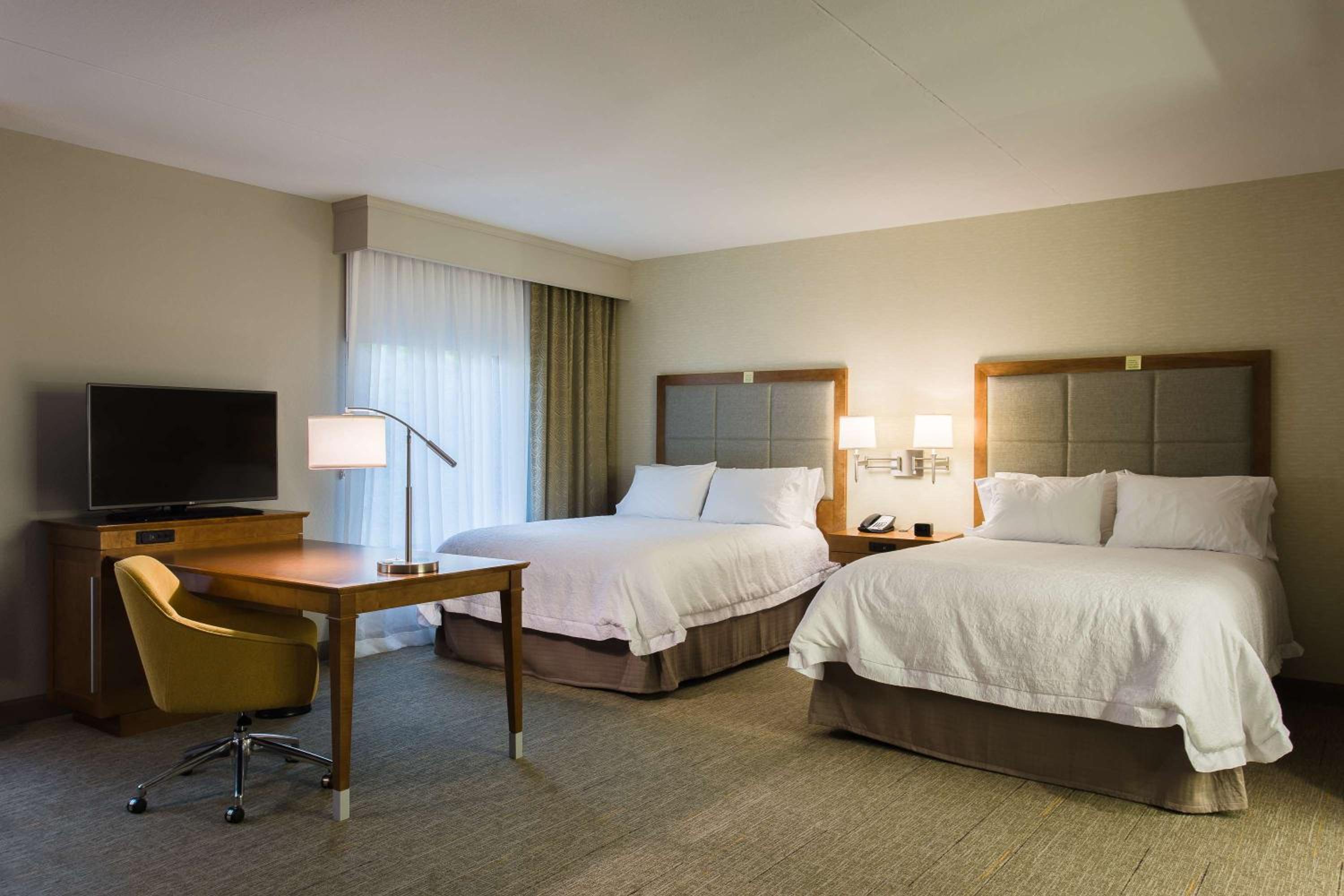 Queen Studio Suite with Two Queen Beds - Non-Smoking