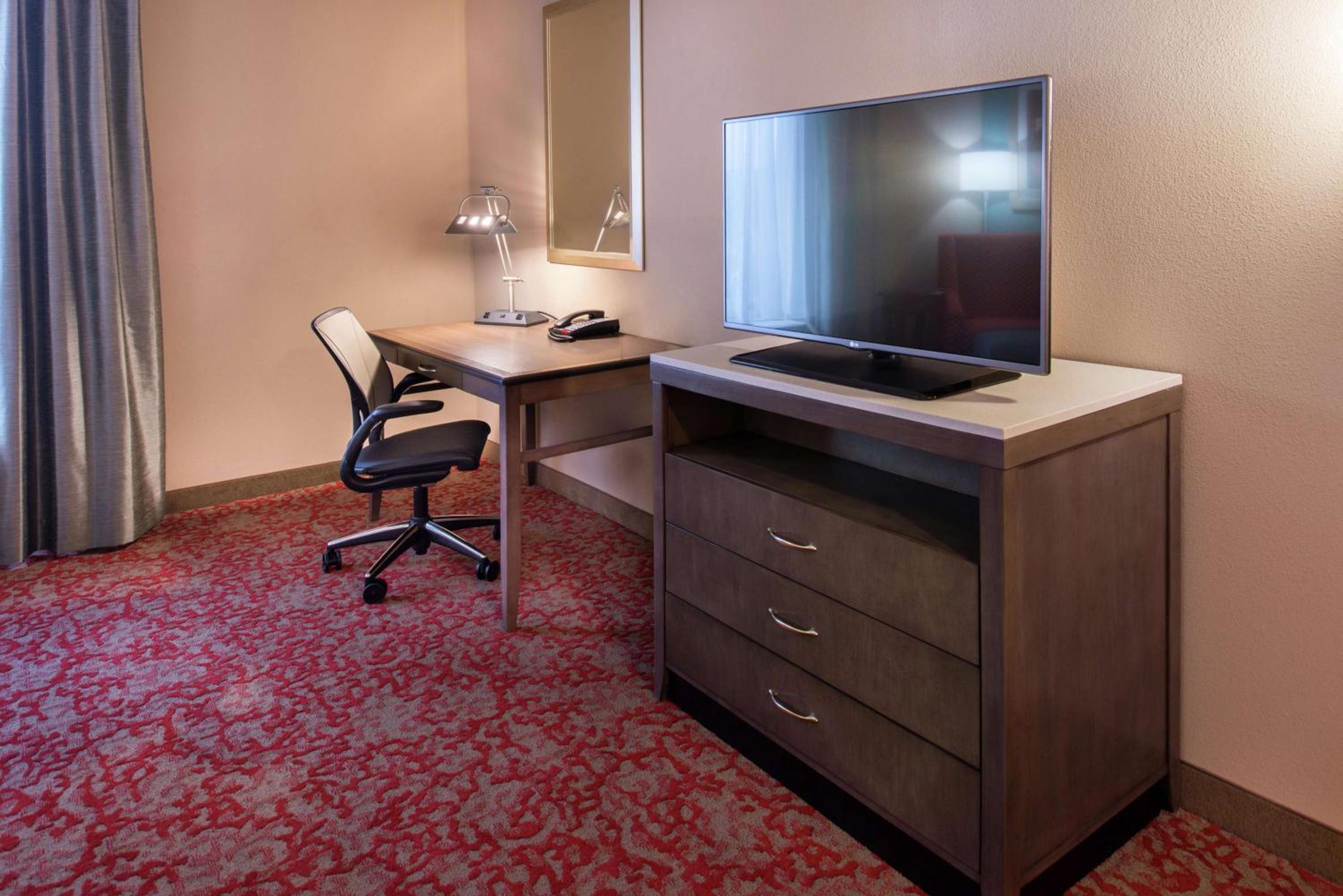 King Room - Hearing Access photo 2