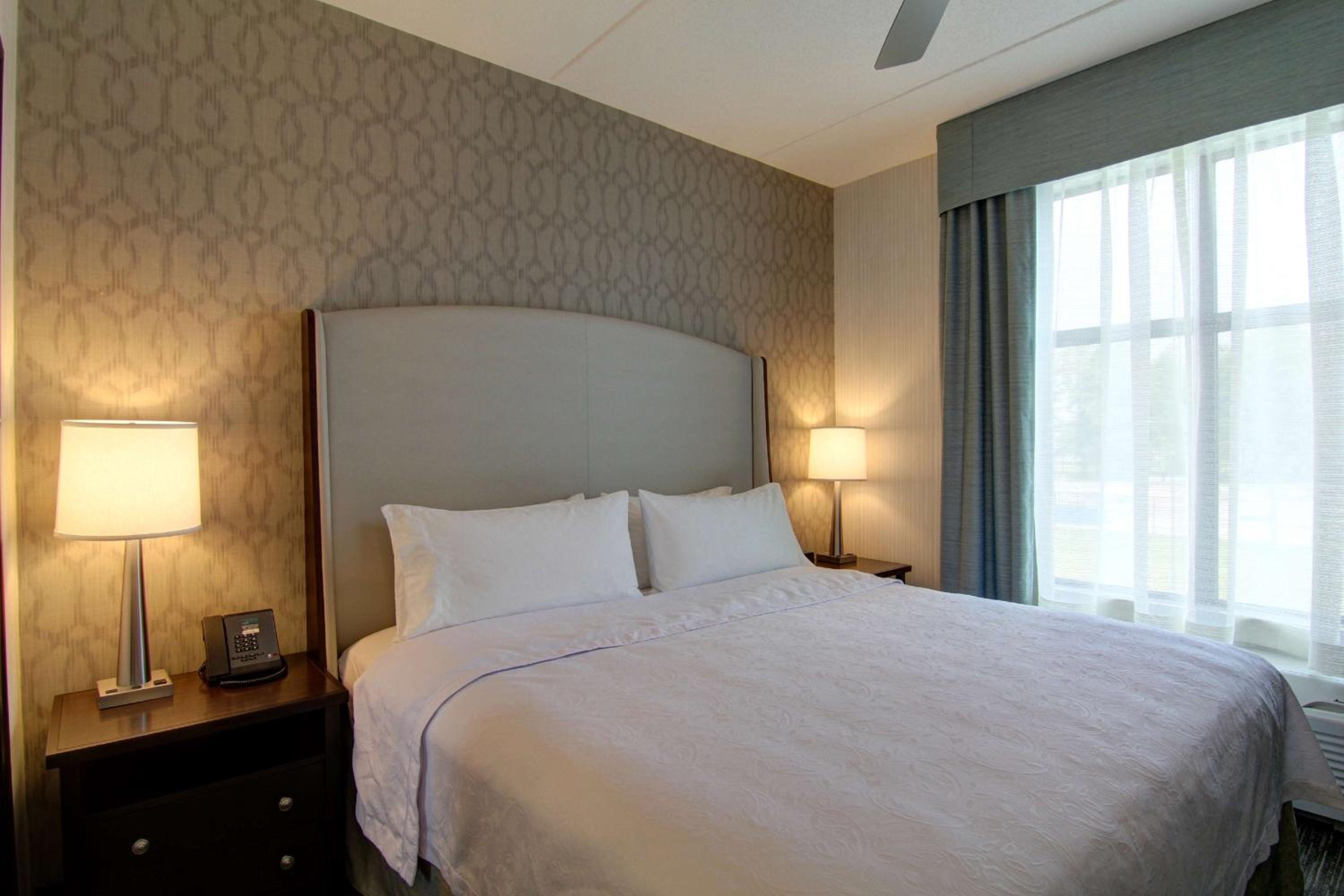 King Suite - Hearing Access/Non-Smoking