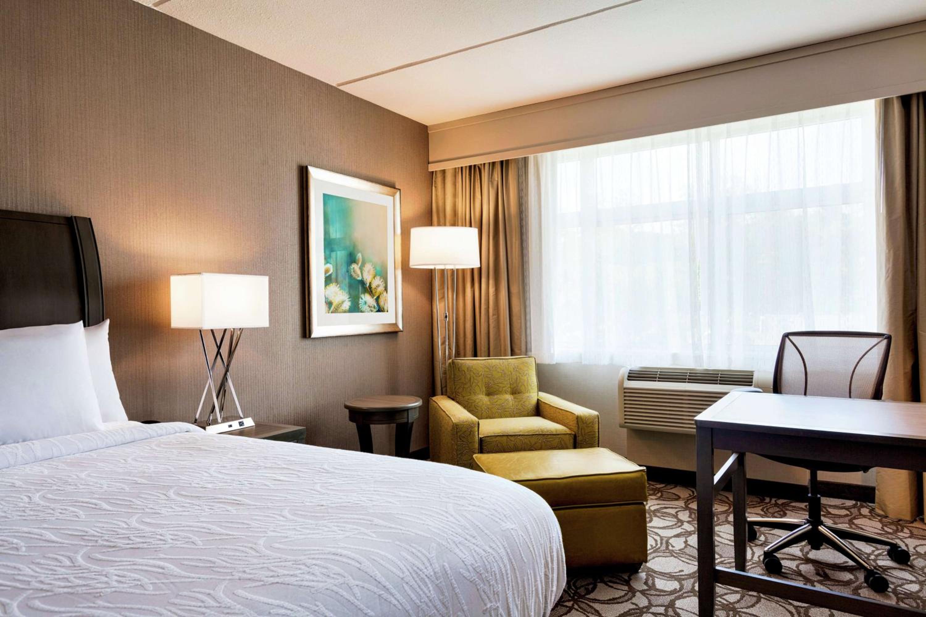 Premium King Room