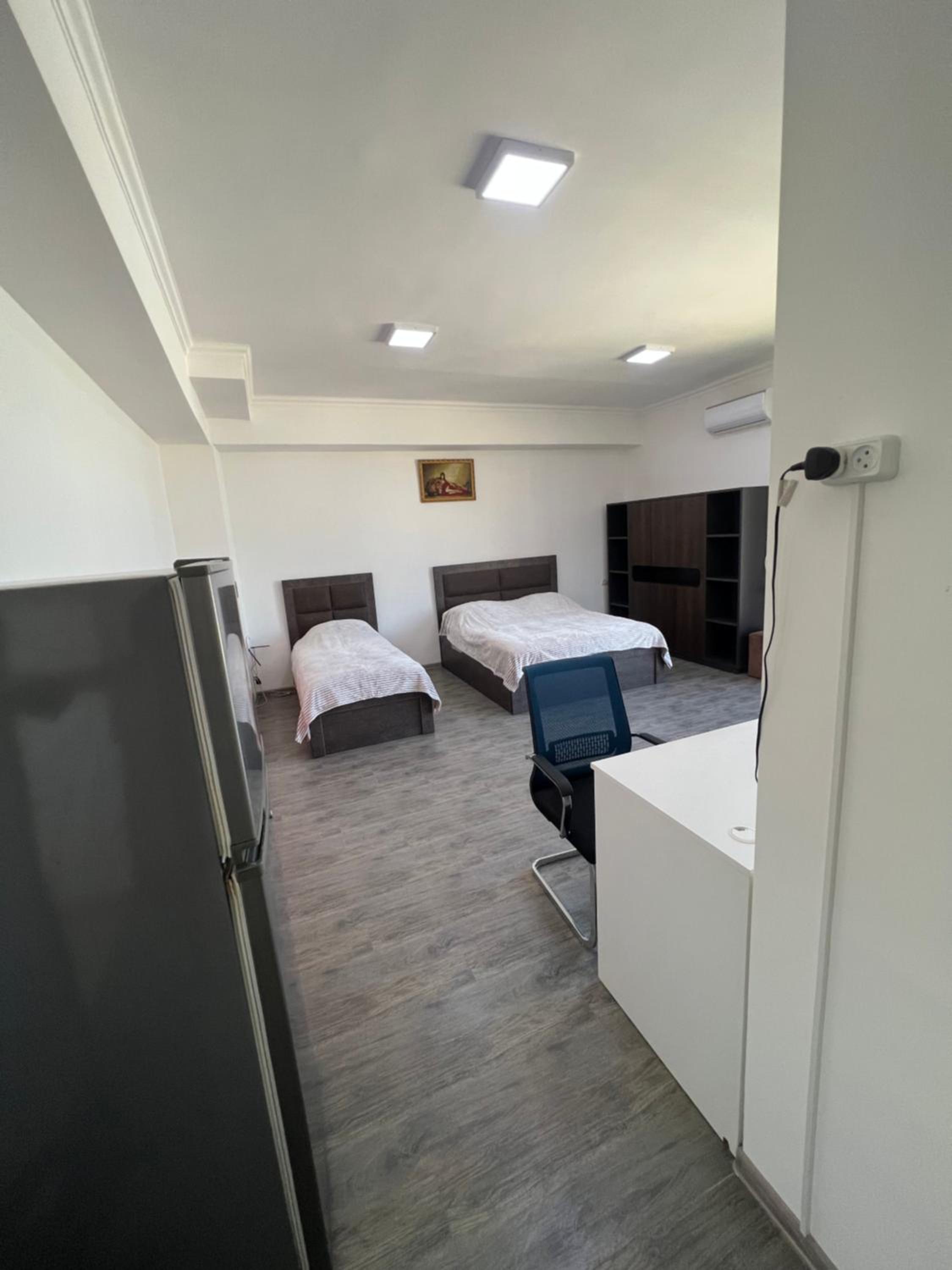 Family Room With Balcony photo 3