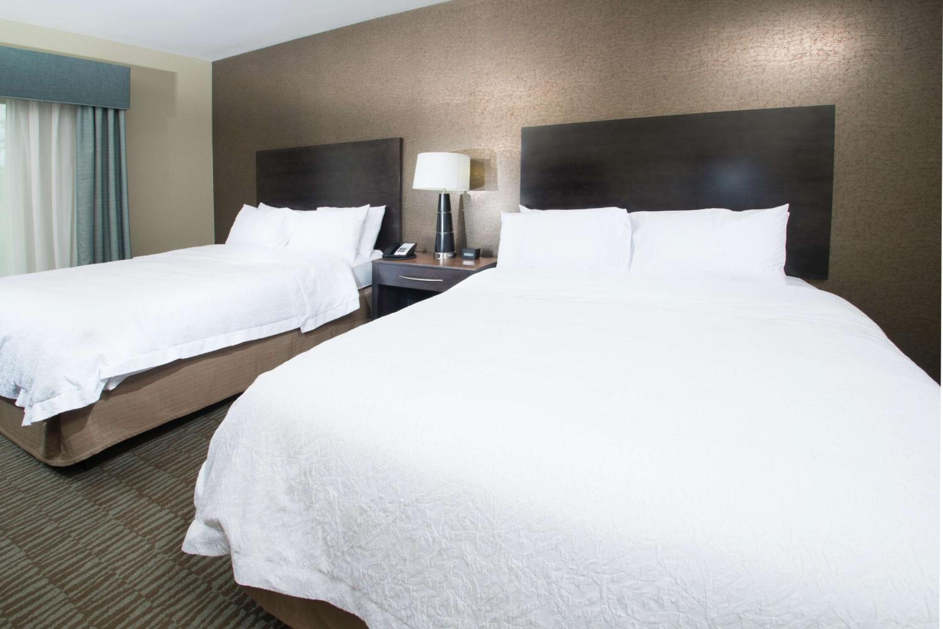 Queen Room with Two Queen Beds (4 Adults)